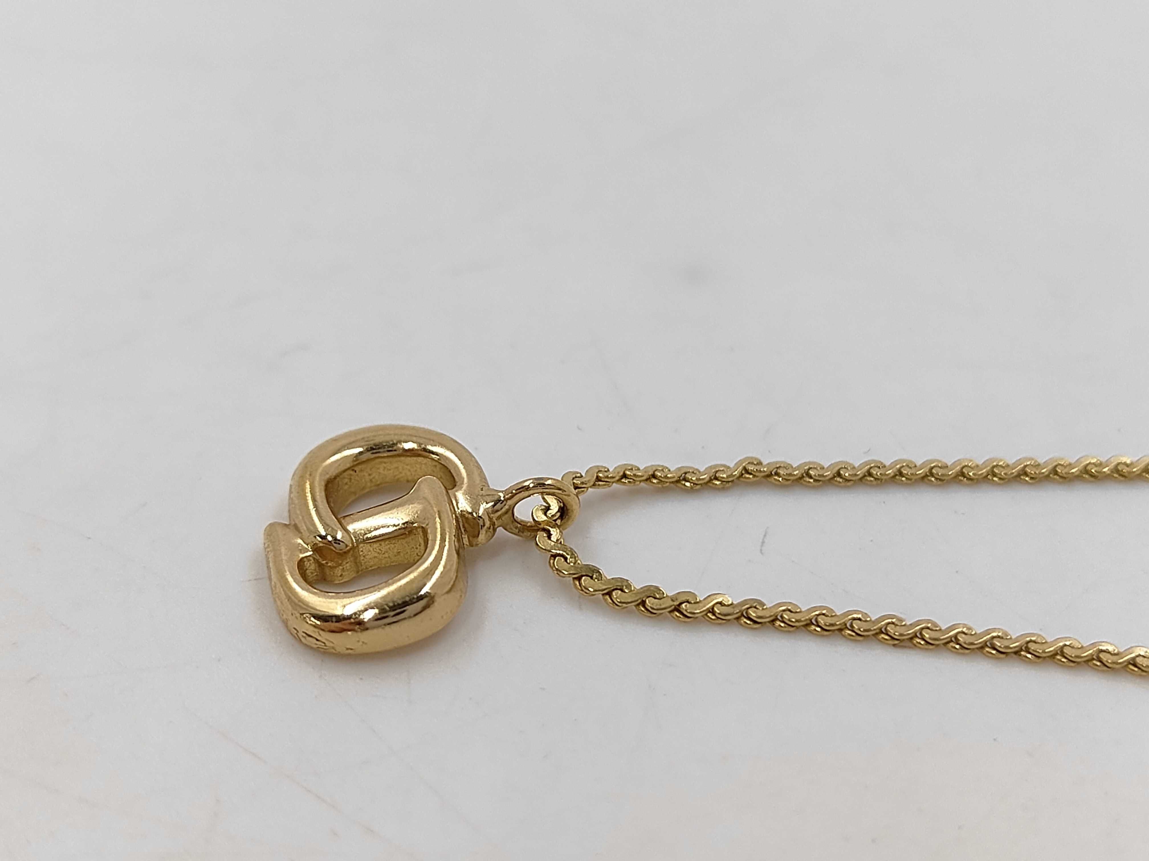 necklace — view 2
