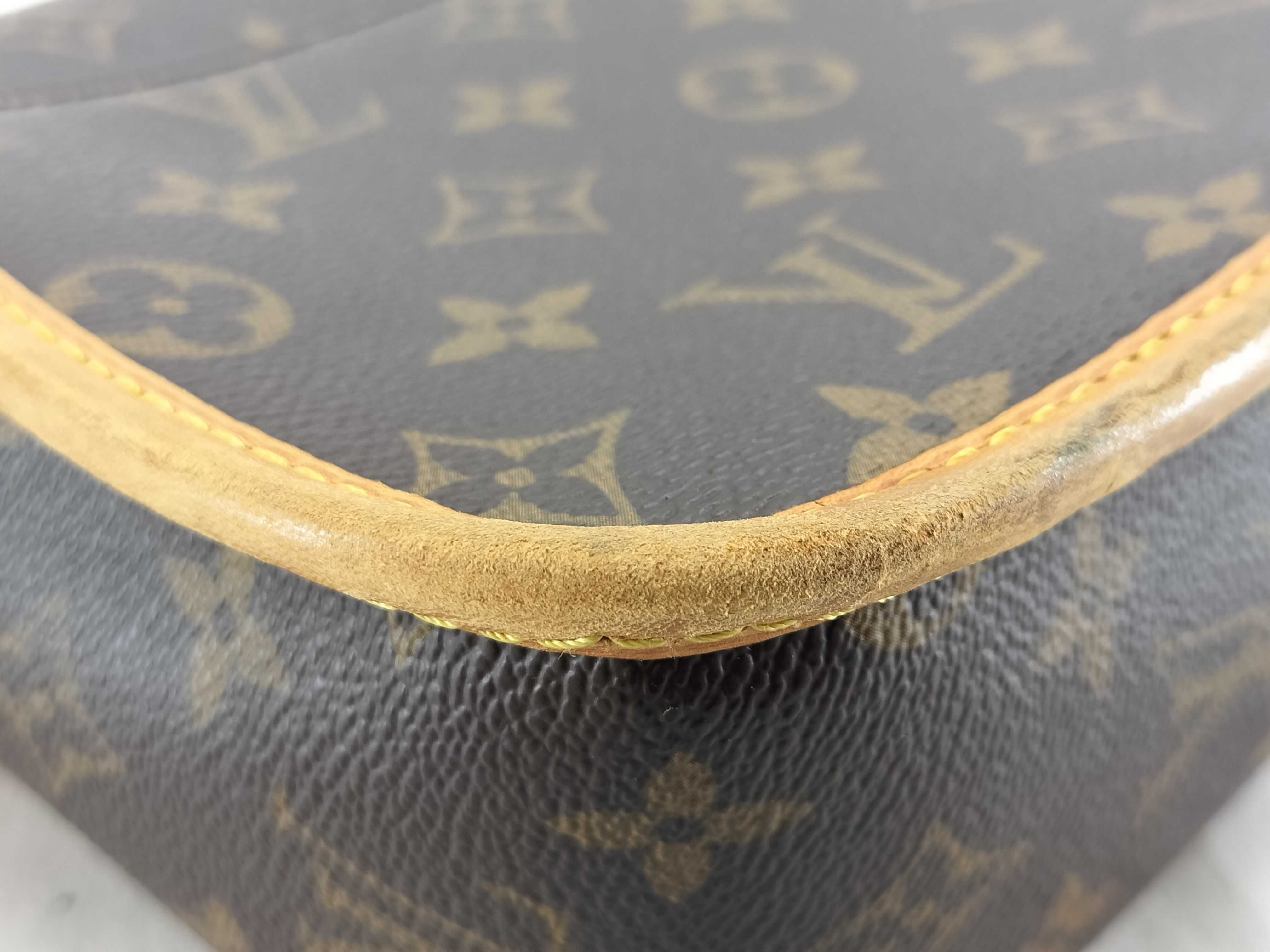 Monogram LV Monogram Sologne Shoulder Bag — view 6