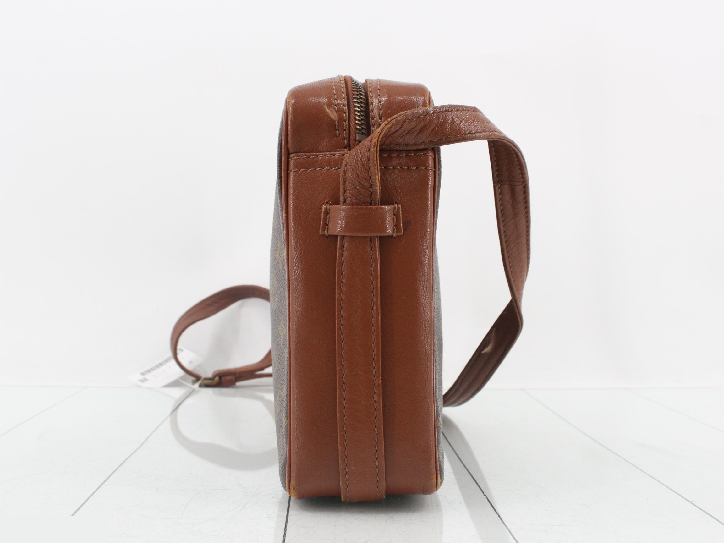 Monogram Sac Bandoulière 30 Shoulder Bag — view 3