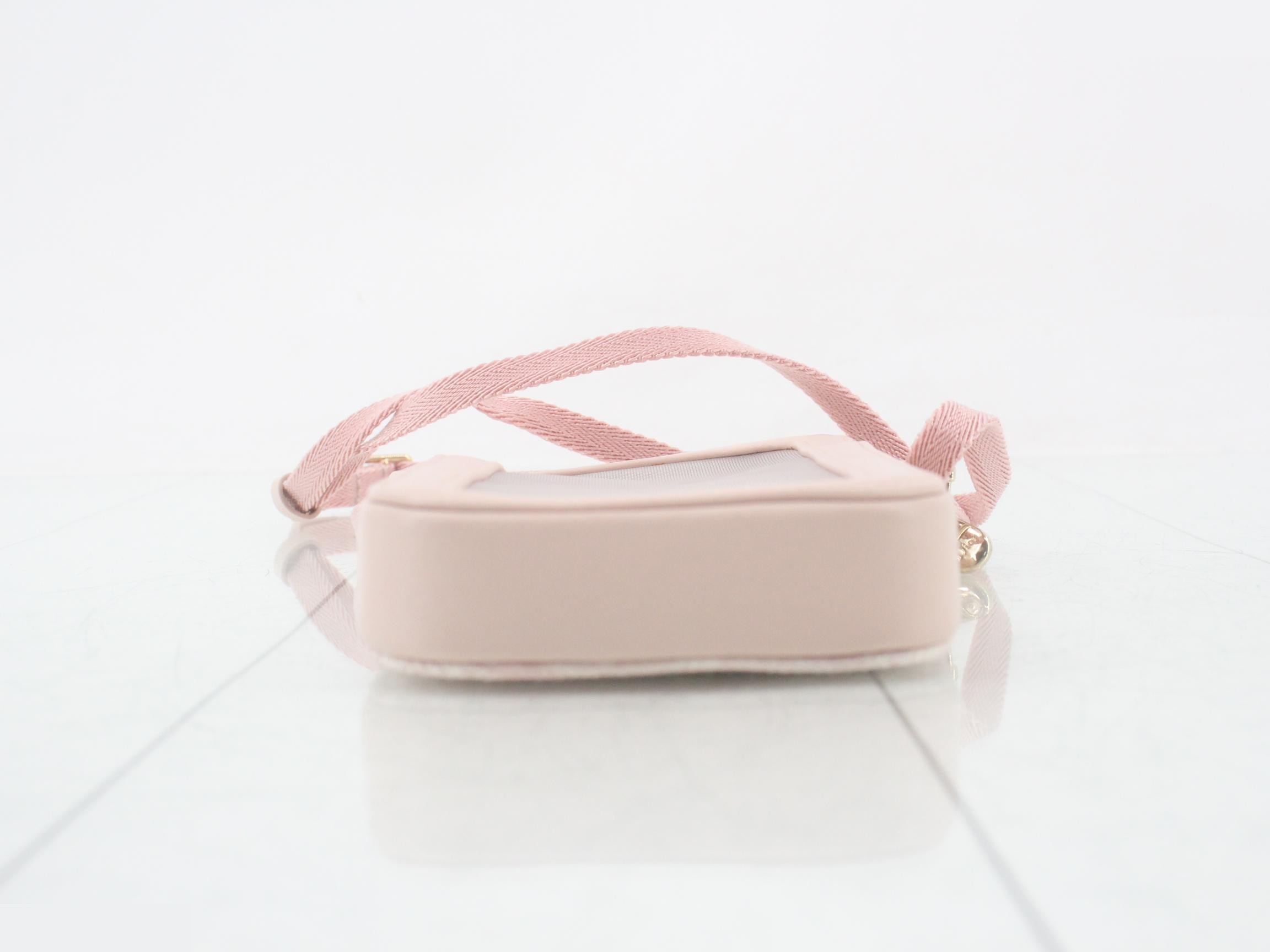 Toile de Jouy Phone Holder Case — view 3