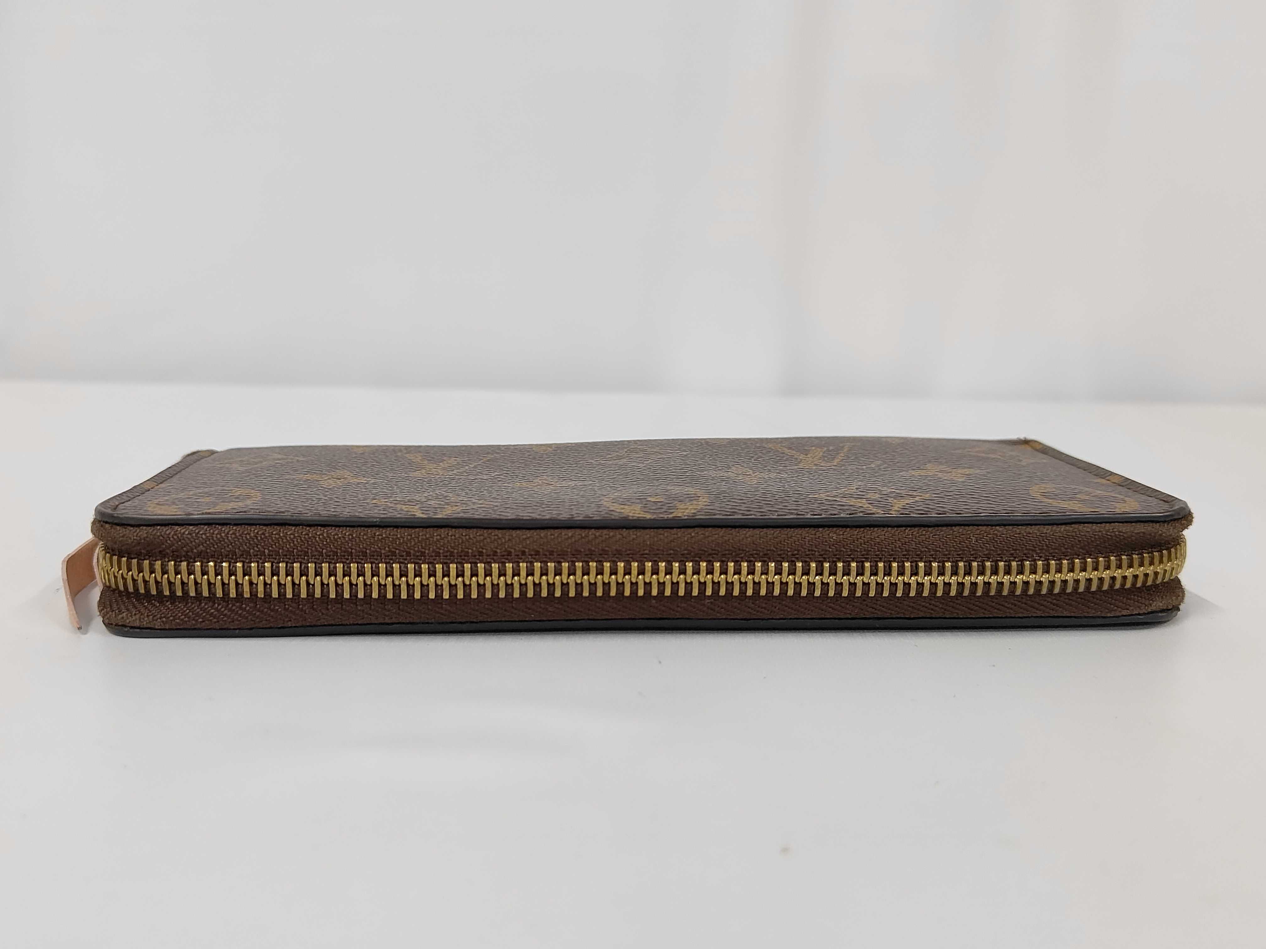 Monogram Portefeuille Clemence Zippy Rose Ballet Gold Hardware UB1117 Wallet — view 6