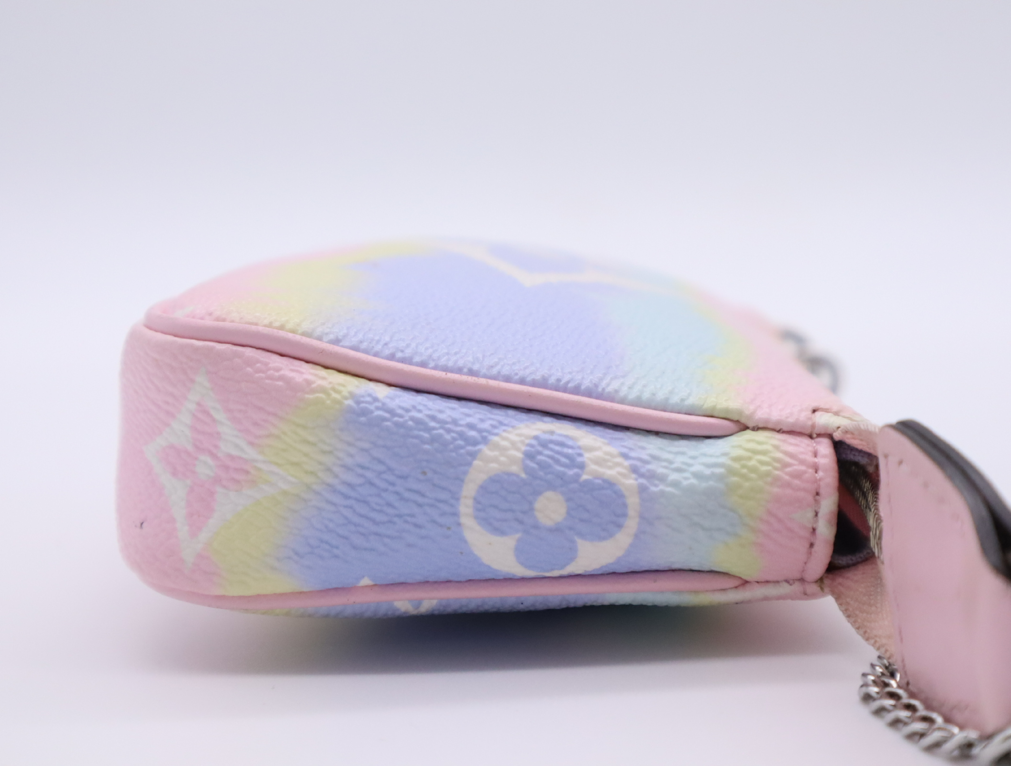M69269 LV Escale Mini Pochette Accessoires Pouch — view 5