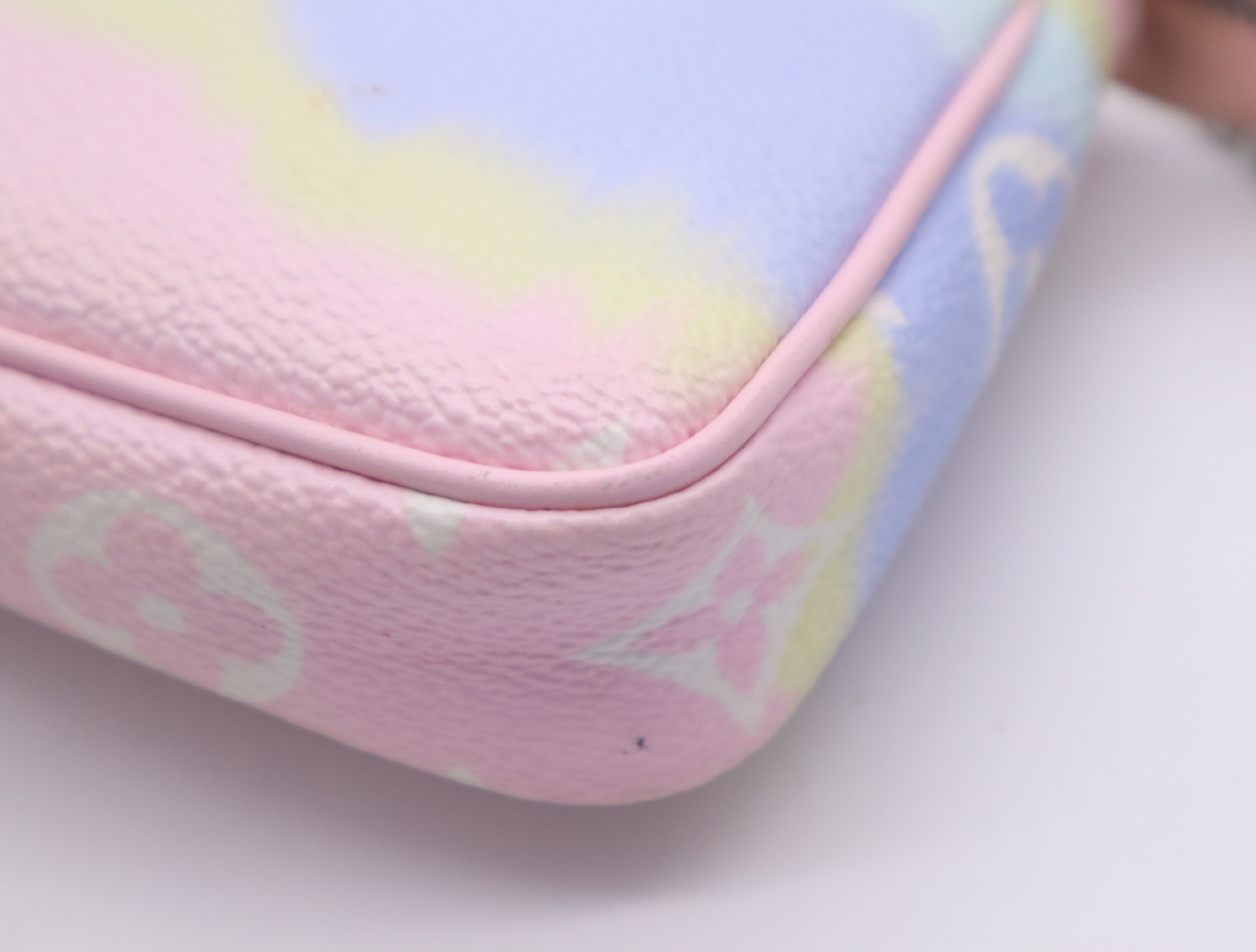 M69269 LV Escale Mini Pochette Accessoires Pouch — view 7