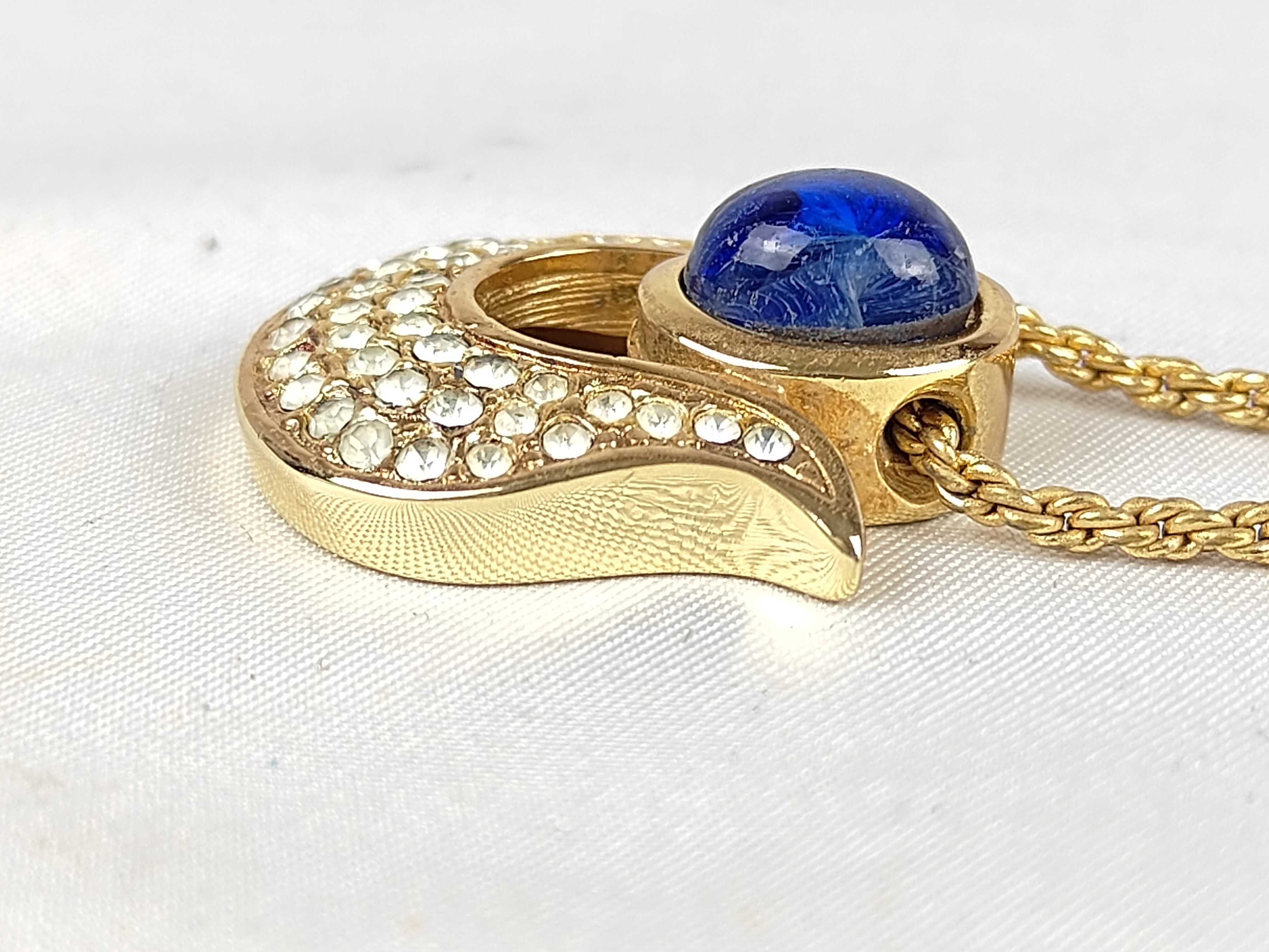 gold necklace with gemstones — view 4