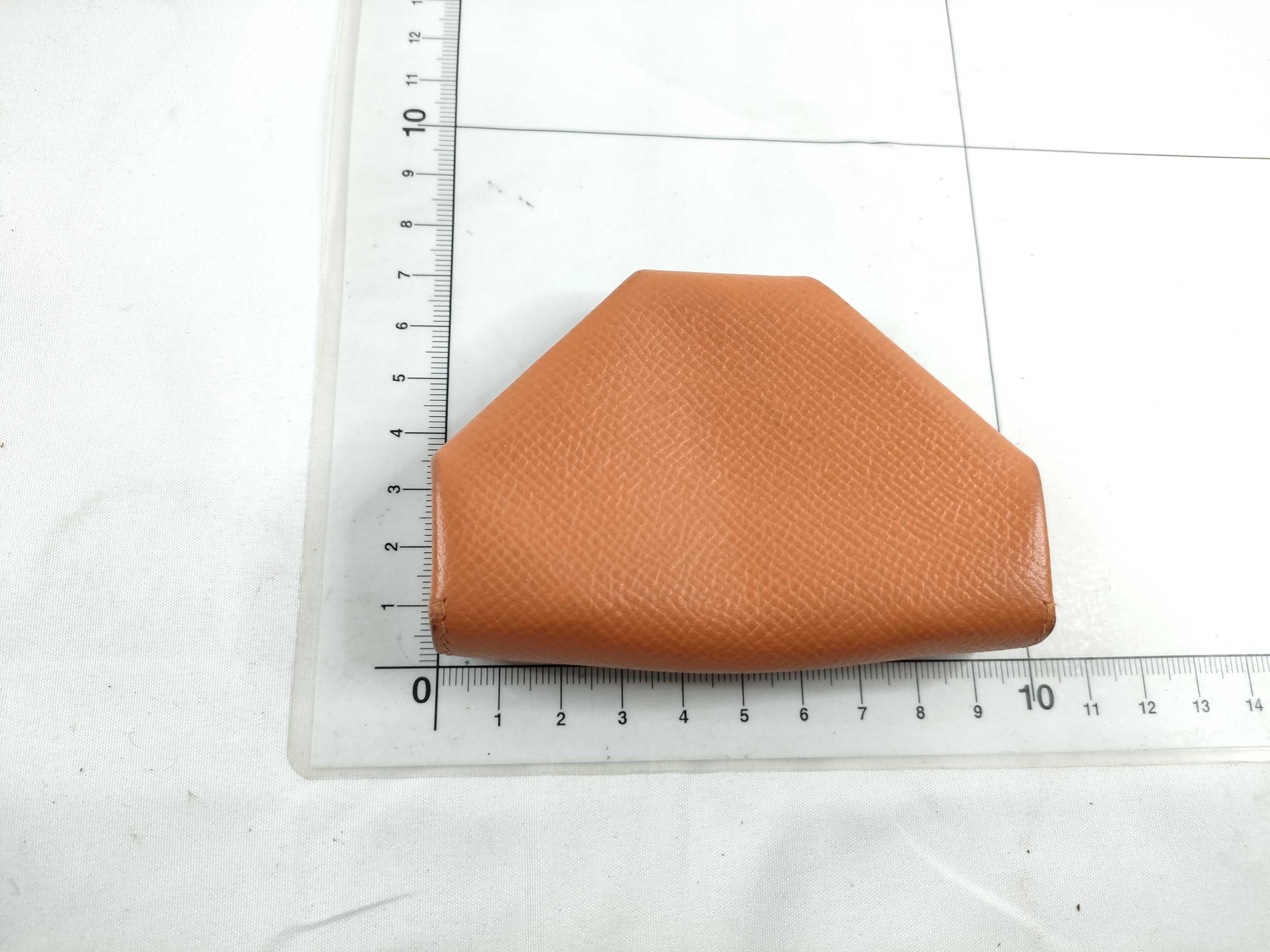 Le 24 Orange Coin Case — view 2