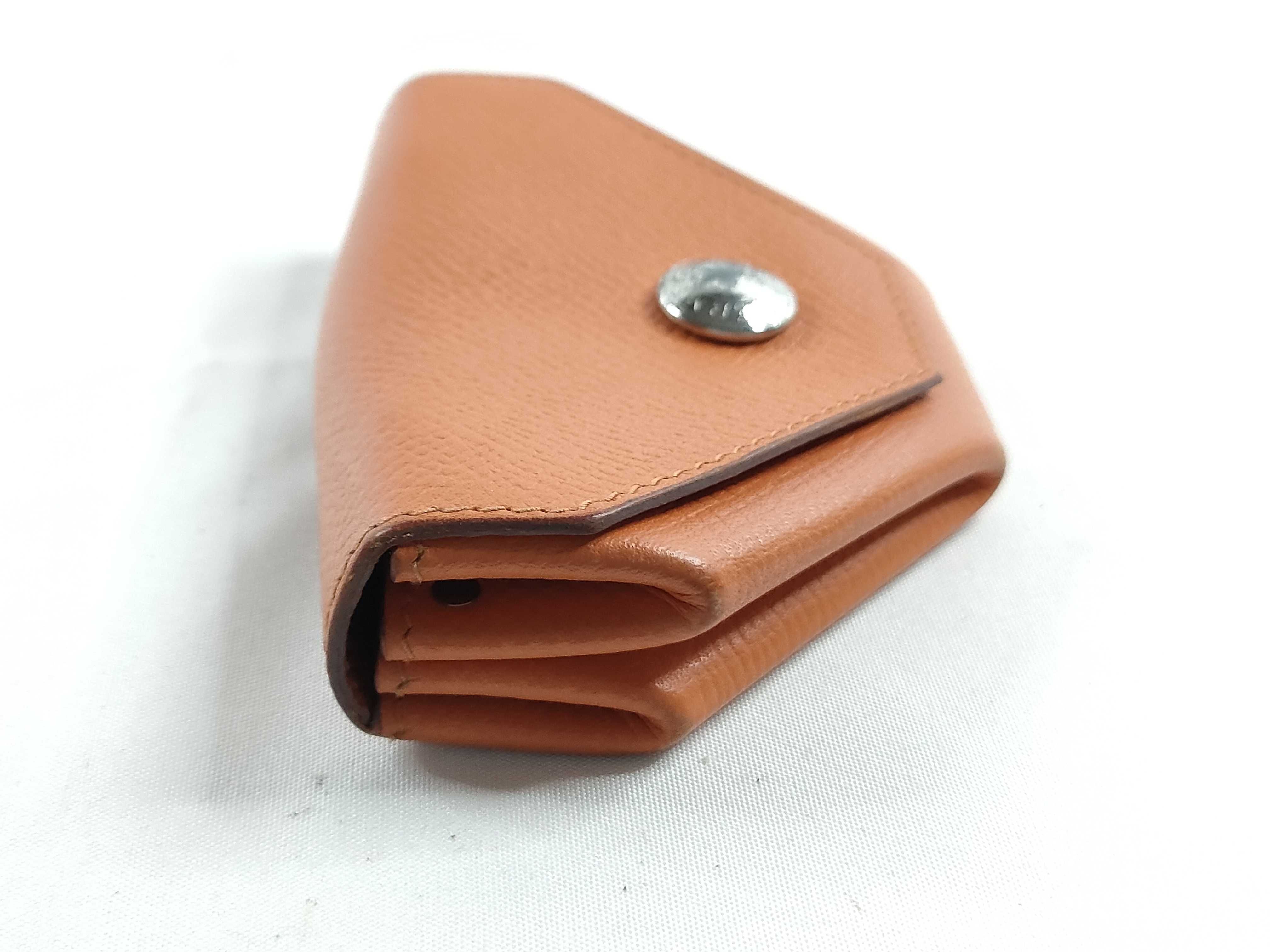 Le 24 Orange Coin Case — view 3
