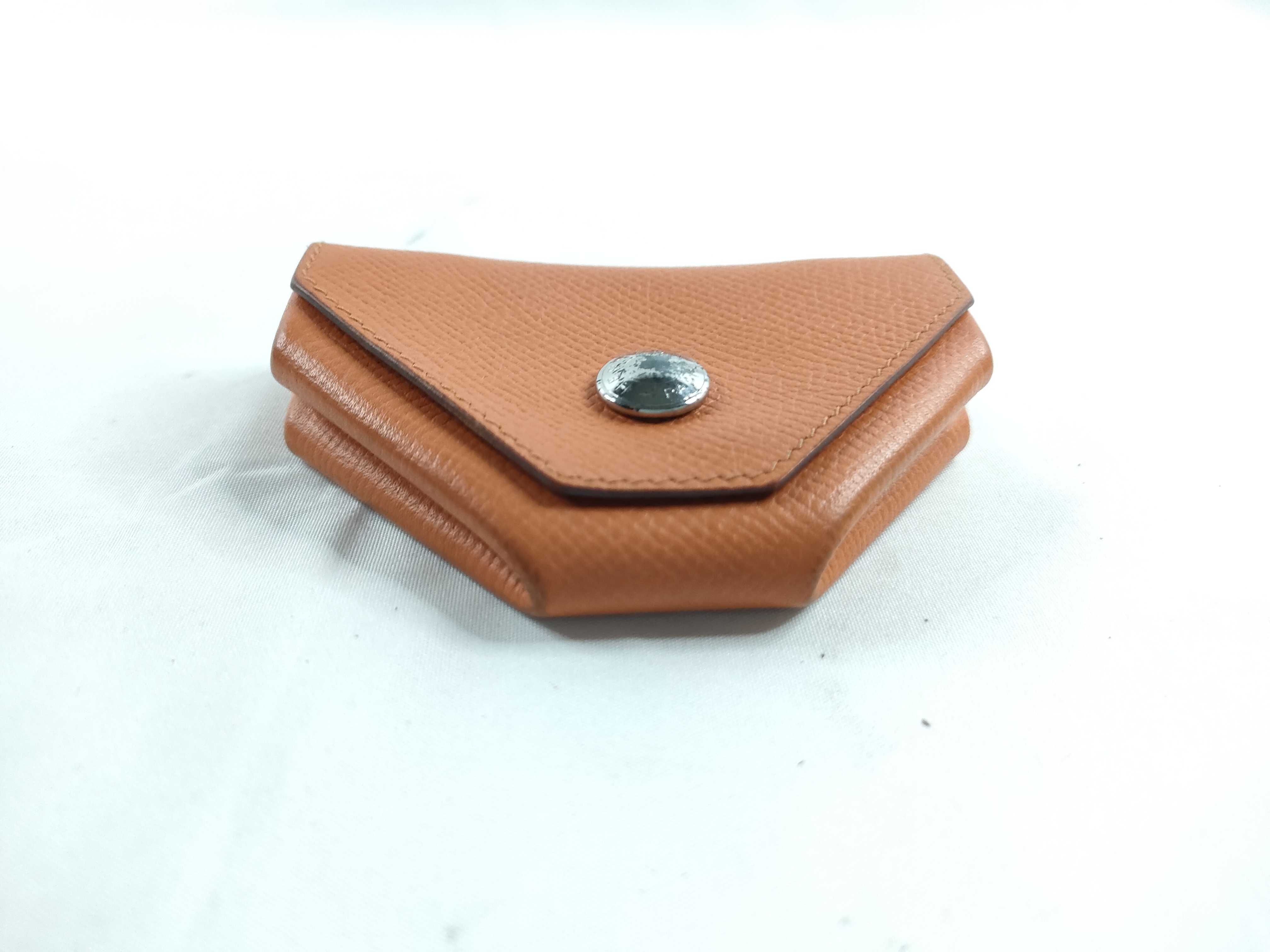 Le 24 Orange Coin Case — view 4