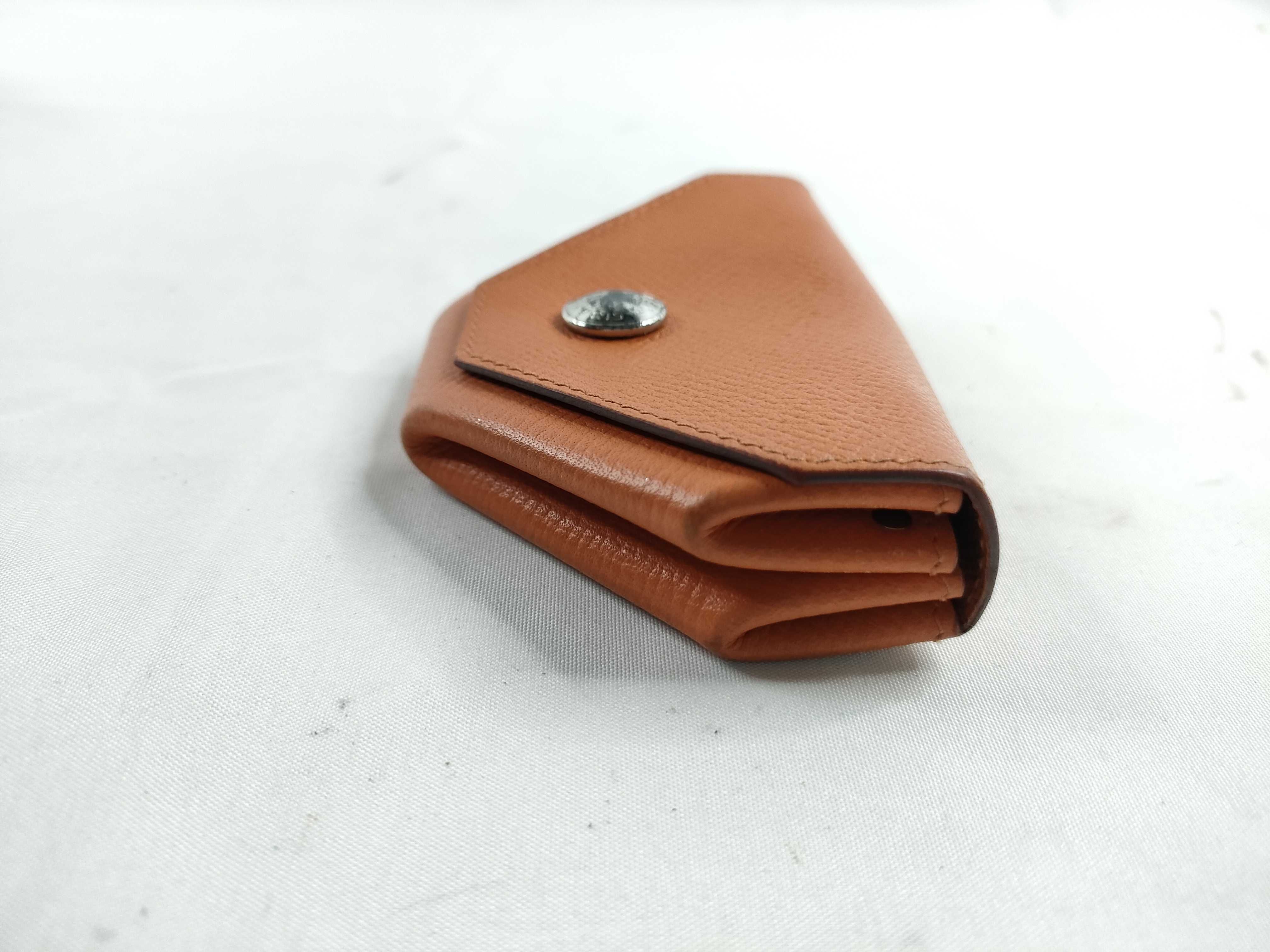 Le 24 Orange Coin Case — view 5
