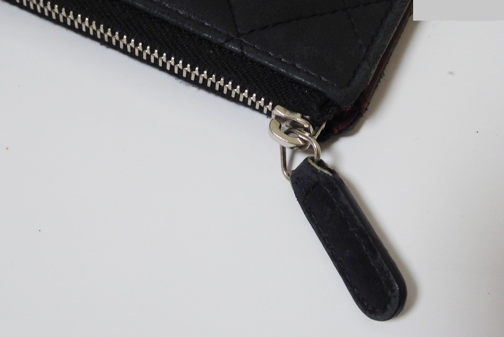 Matelassé (bag) and coin case — view 4