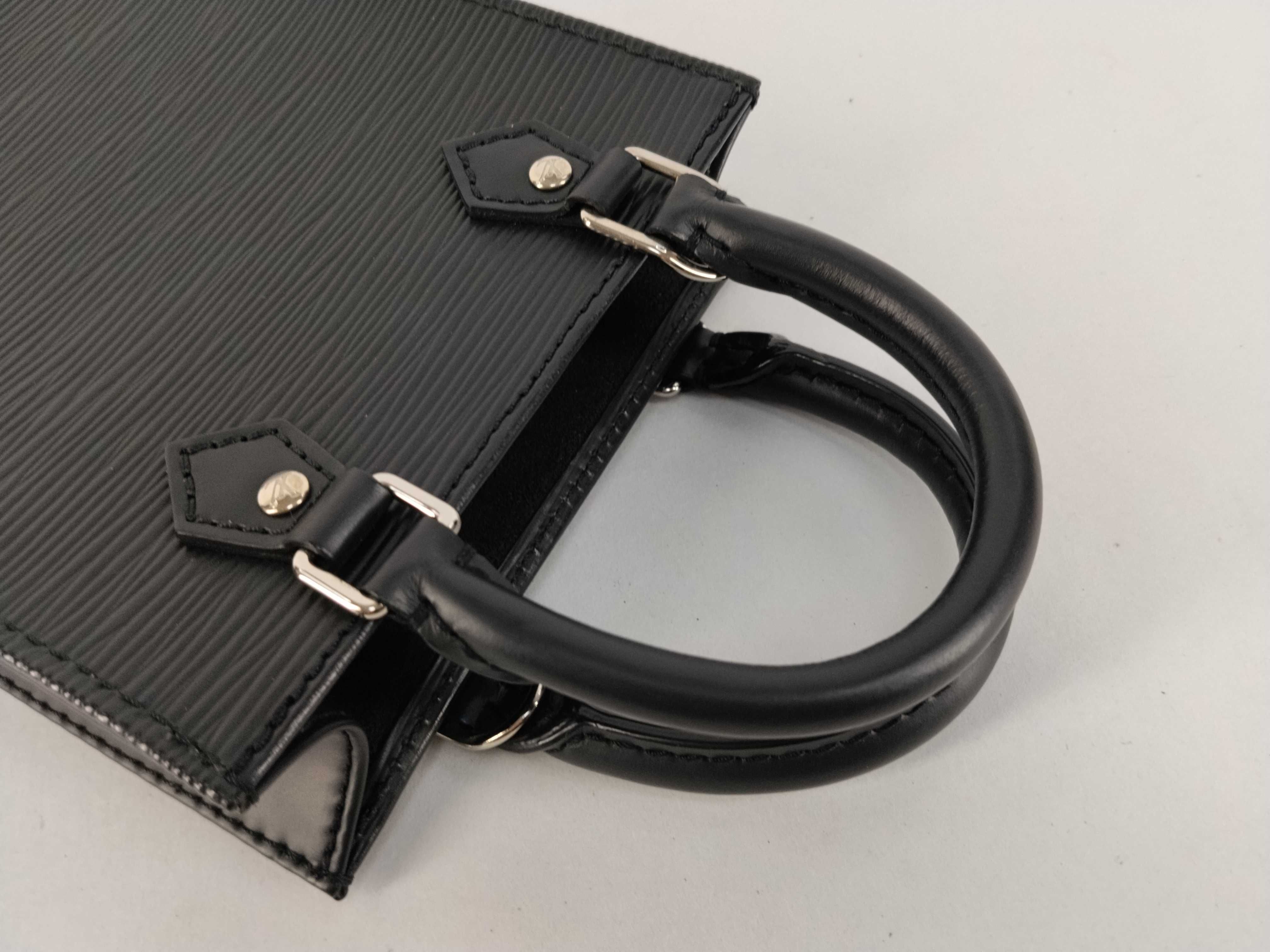 Epi Louis Vuitton Tote Bag Handbag — view 3