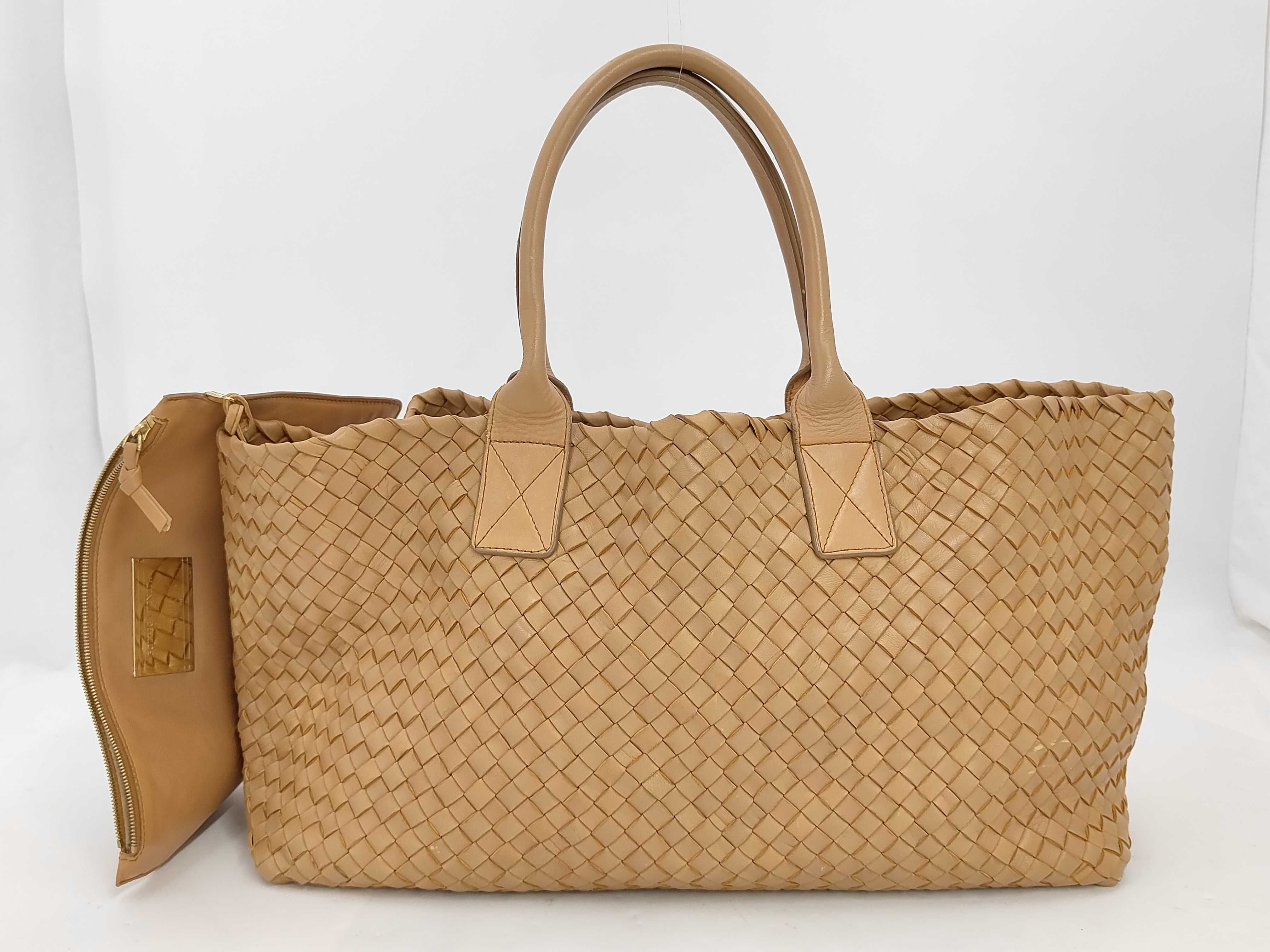 Intrecciato Cabas MM Brown Tote Bag