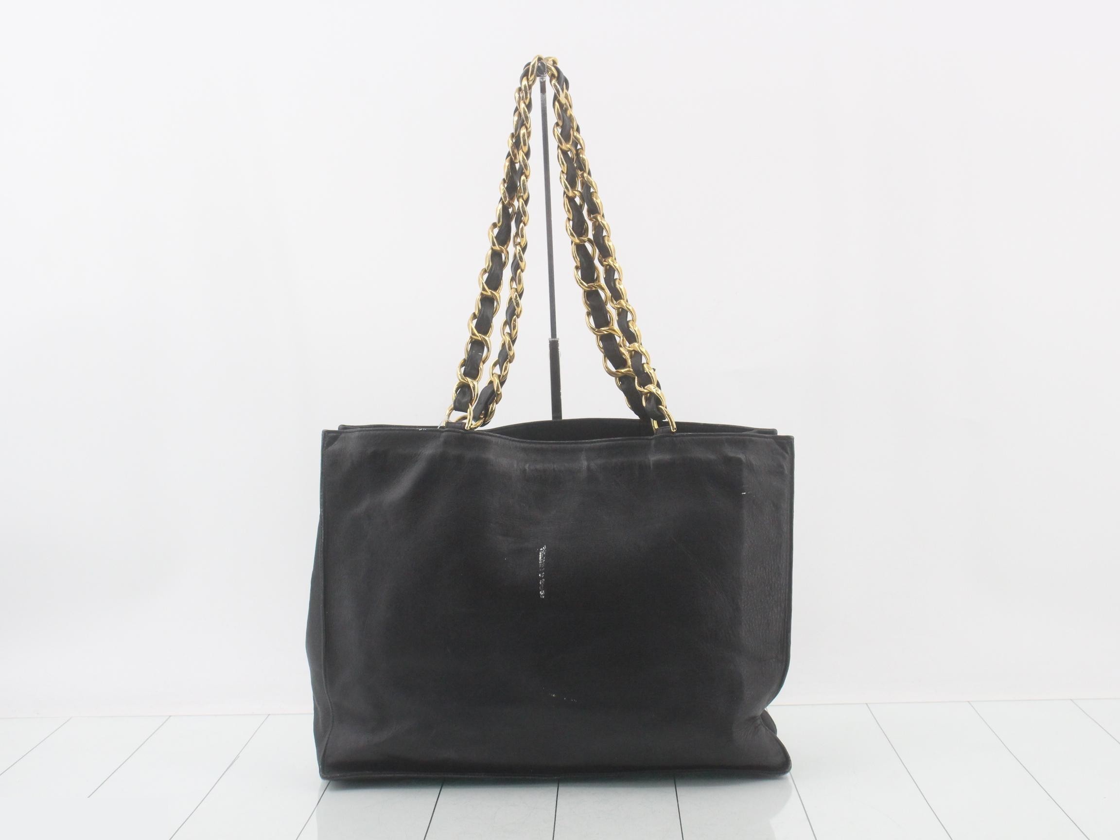 Leather chain tote bag with Coco Mark logo — view 2