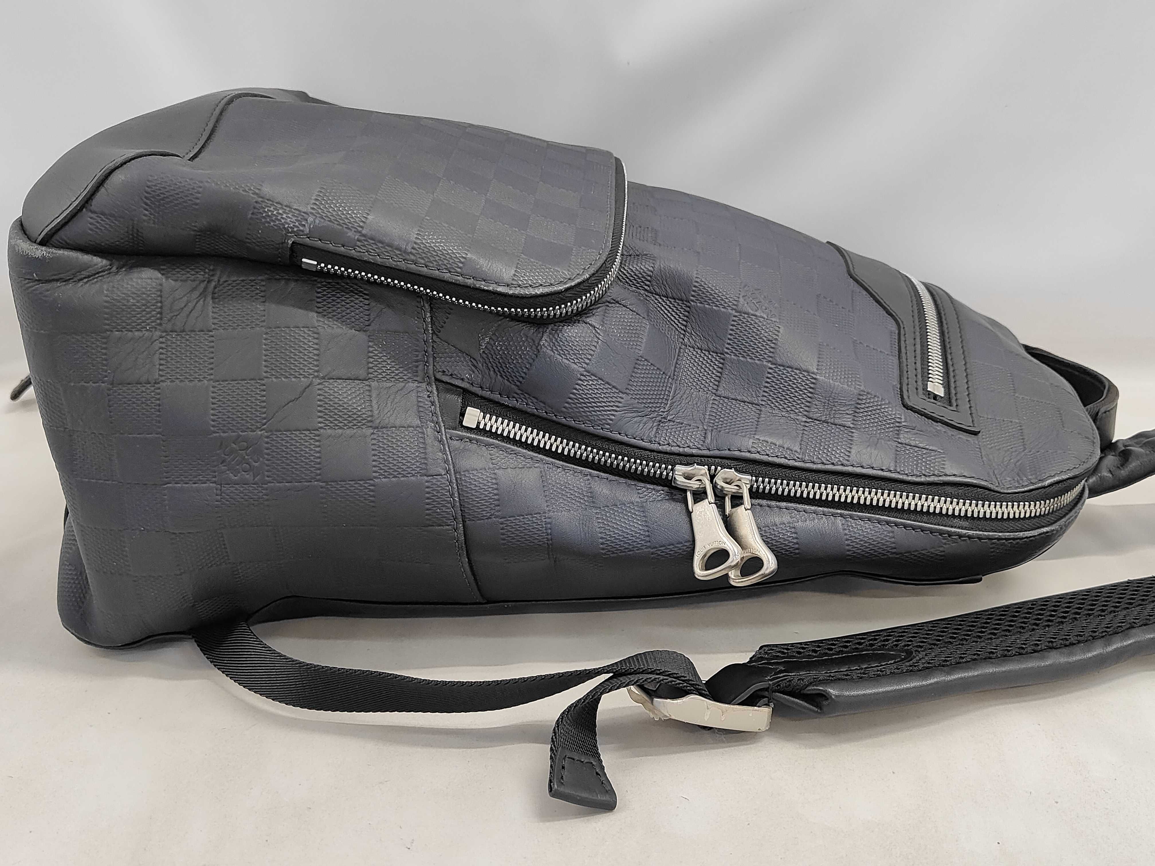Bag Avenue Damier Infini Backpack — view 8