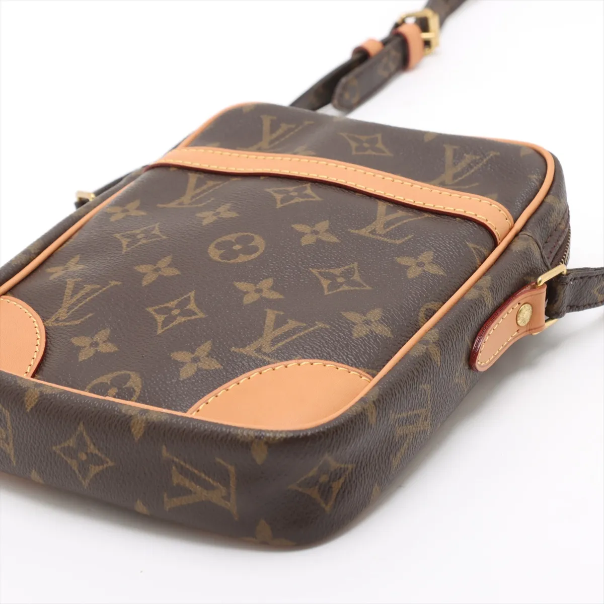 Monogram Danube M45266 SL0093 Brown Tanned Leather External Repairs in Various Parts — view 3