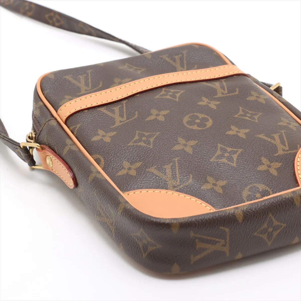 Monogram Danube M45266 SL0093 Brown Tanned Leather External Repairs in Various Parts — view 4