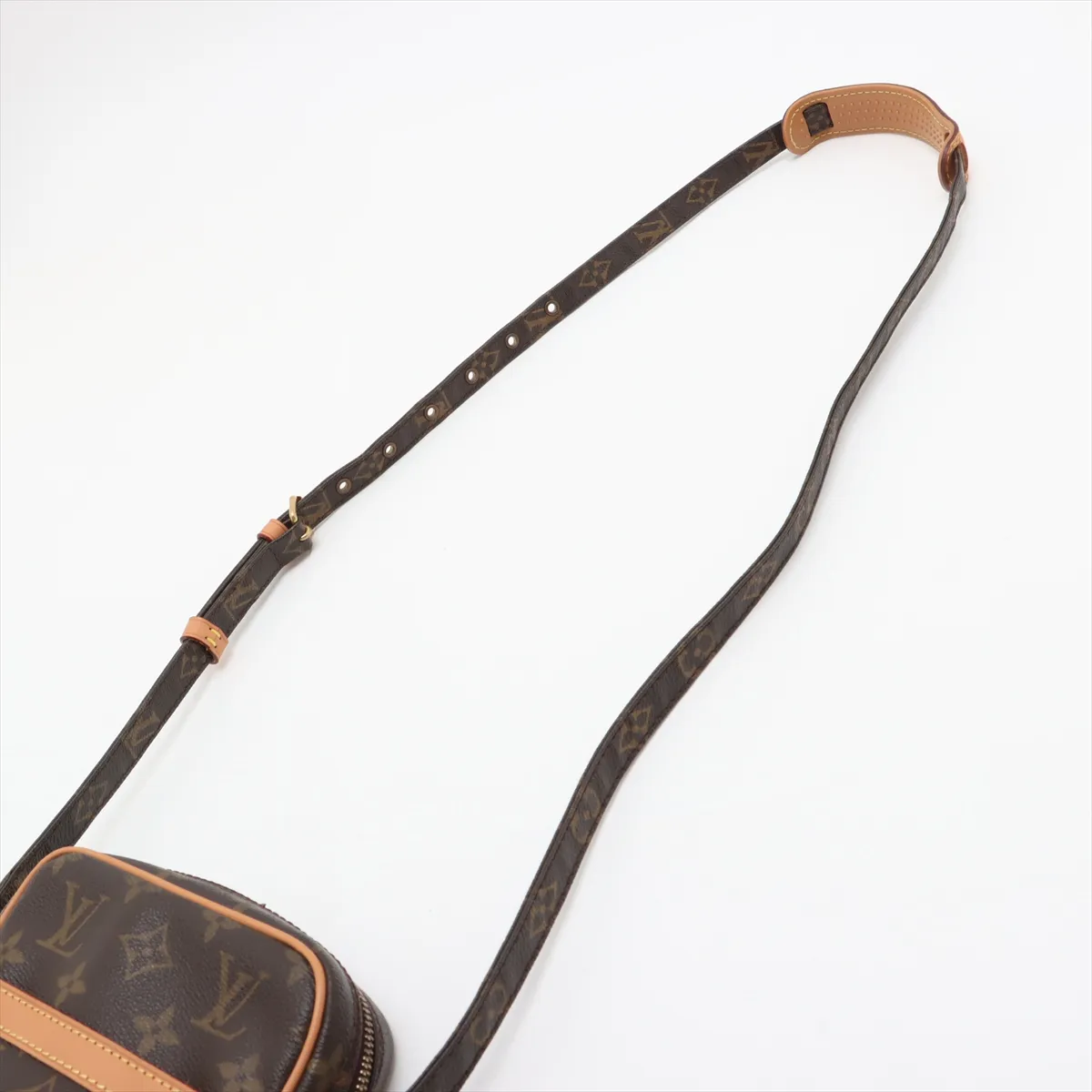Monogram Danube M45266 SL0093 Brown Tanned Leather External Repairs in Various Parts — view 5
