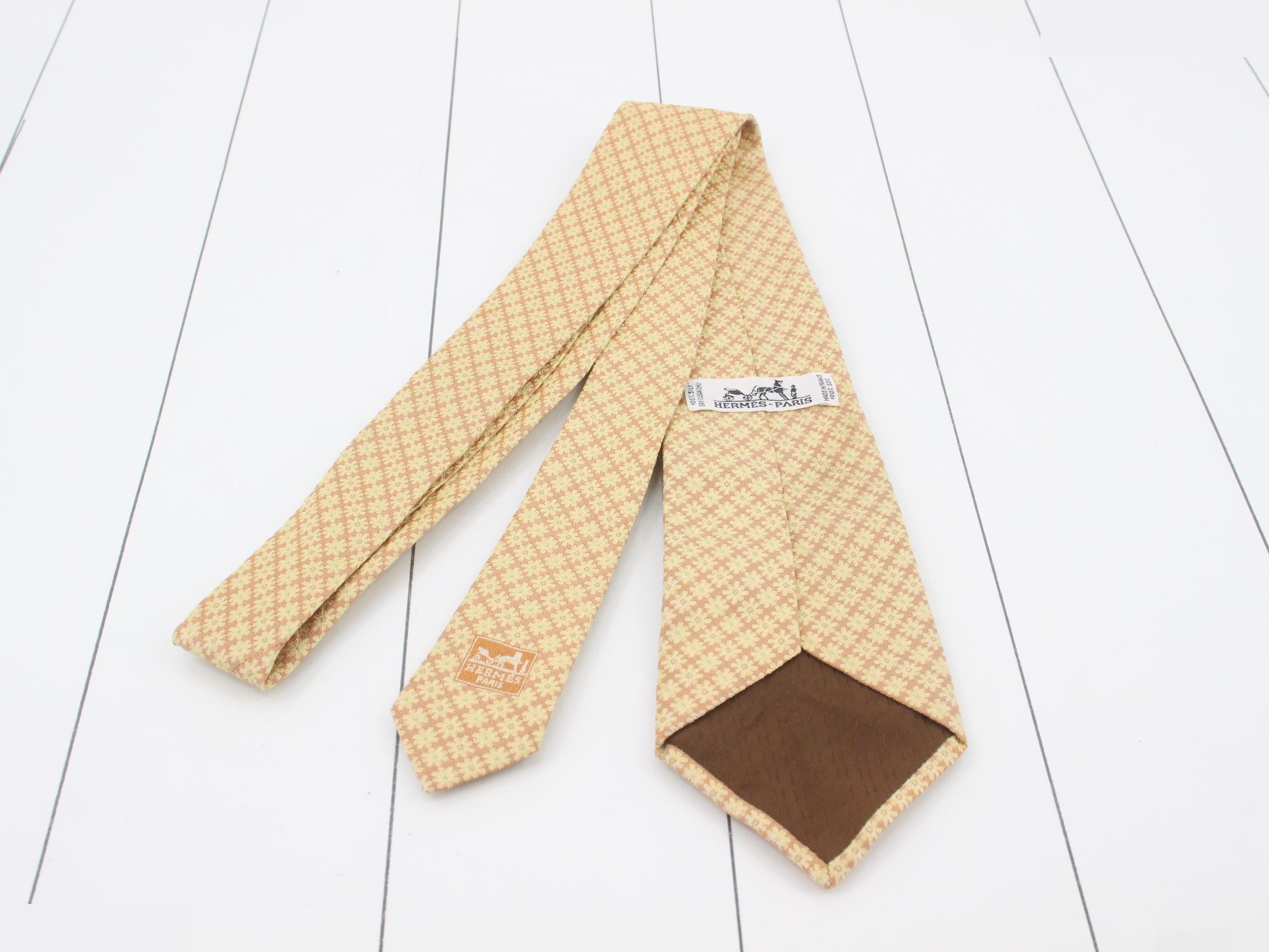 Silk tie — view 2