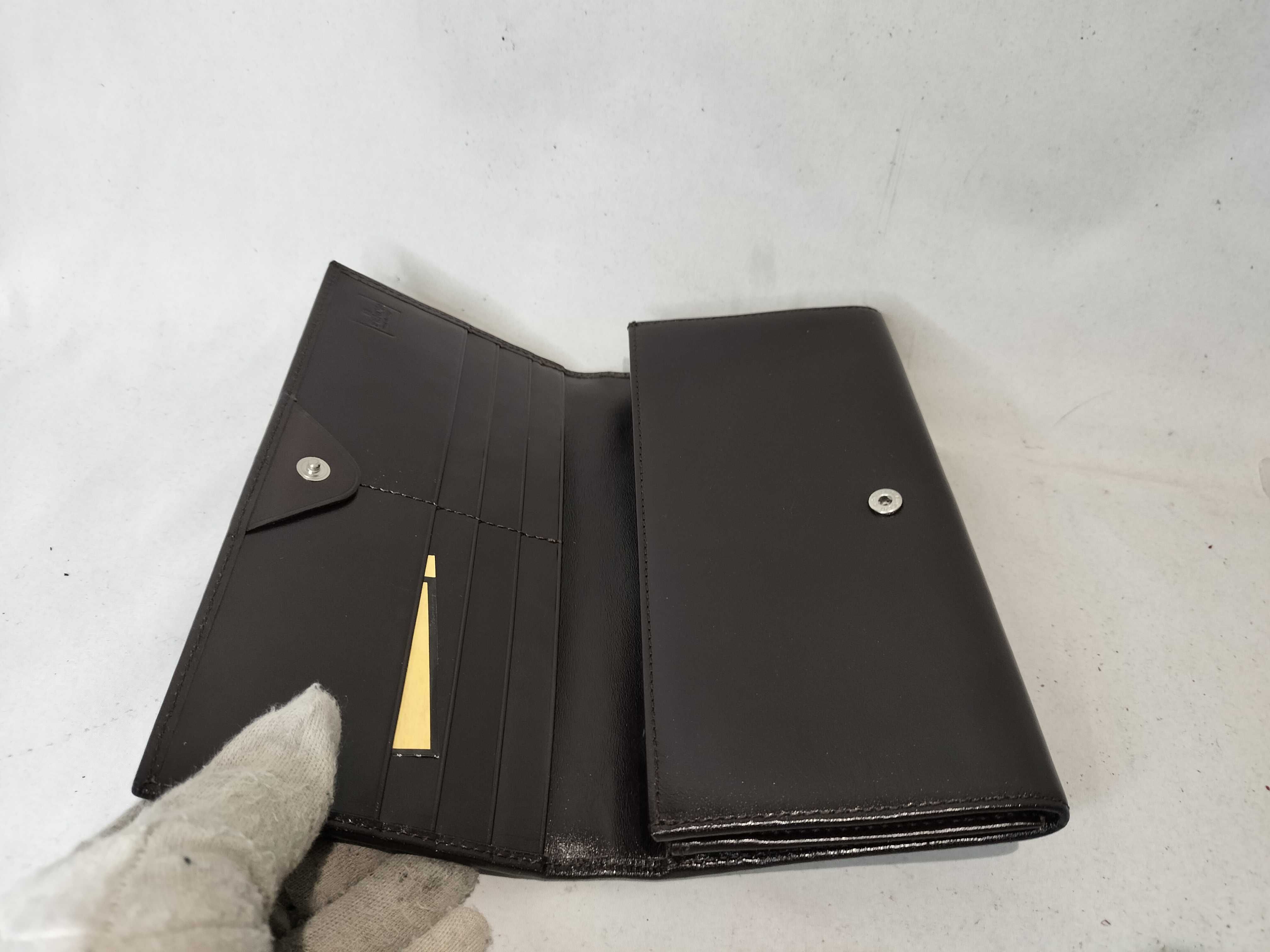 long wallet — view 7