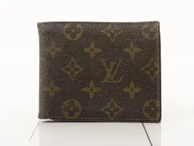 Bi-fold wallet