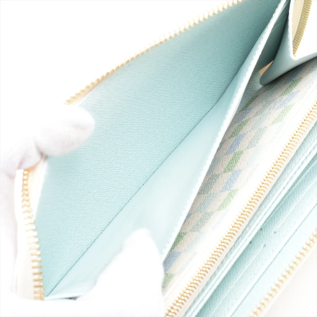 Autre Toile Damier Zippy Wallet N40748 Pistachio Green Round Zip Wallet (RFID detected) — view 4