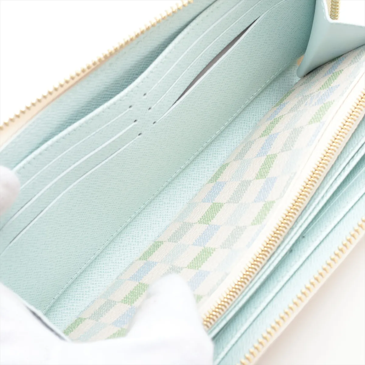 Autre Toile Damier Zippy Wallet N40748 Pistachio Green Round Zip Wallet (RFID detected) — view 5