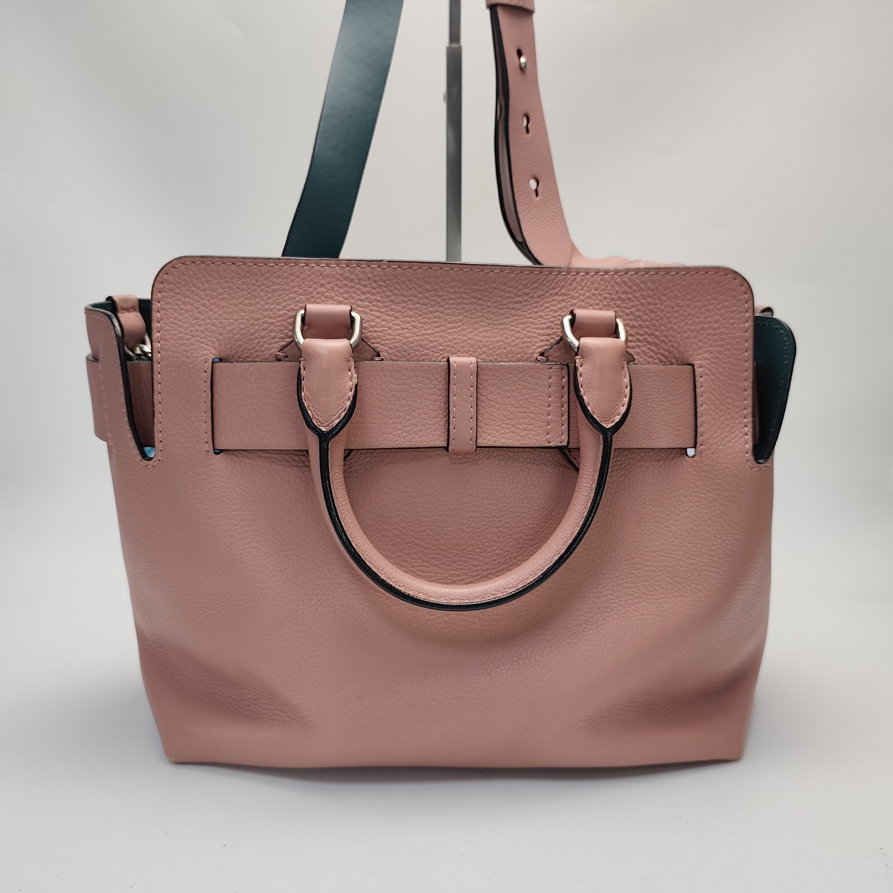 【*Shipped from: China*】BURBERRY Leather Shoulder Bag — view 3