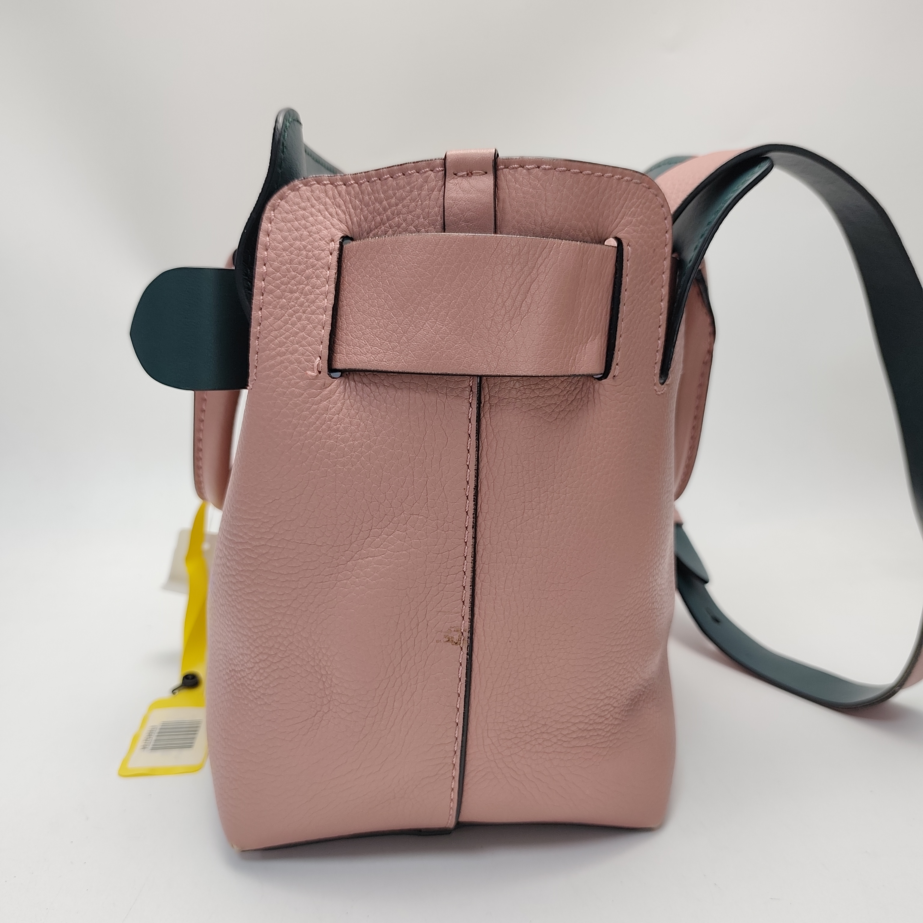 【*Shipped from: China*】BURBERRY Leather Shoulder Bag — view 4