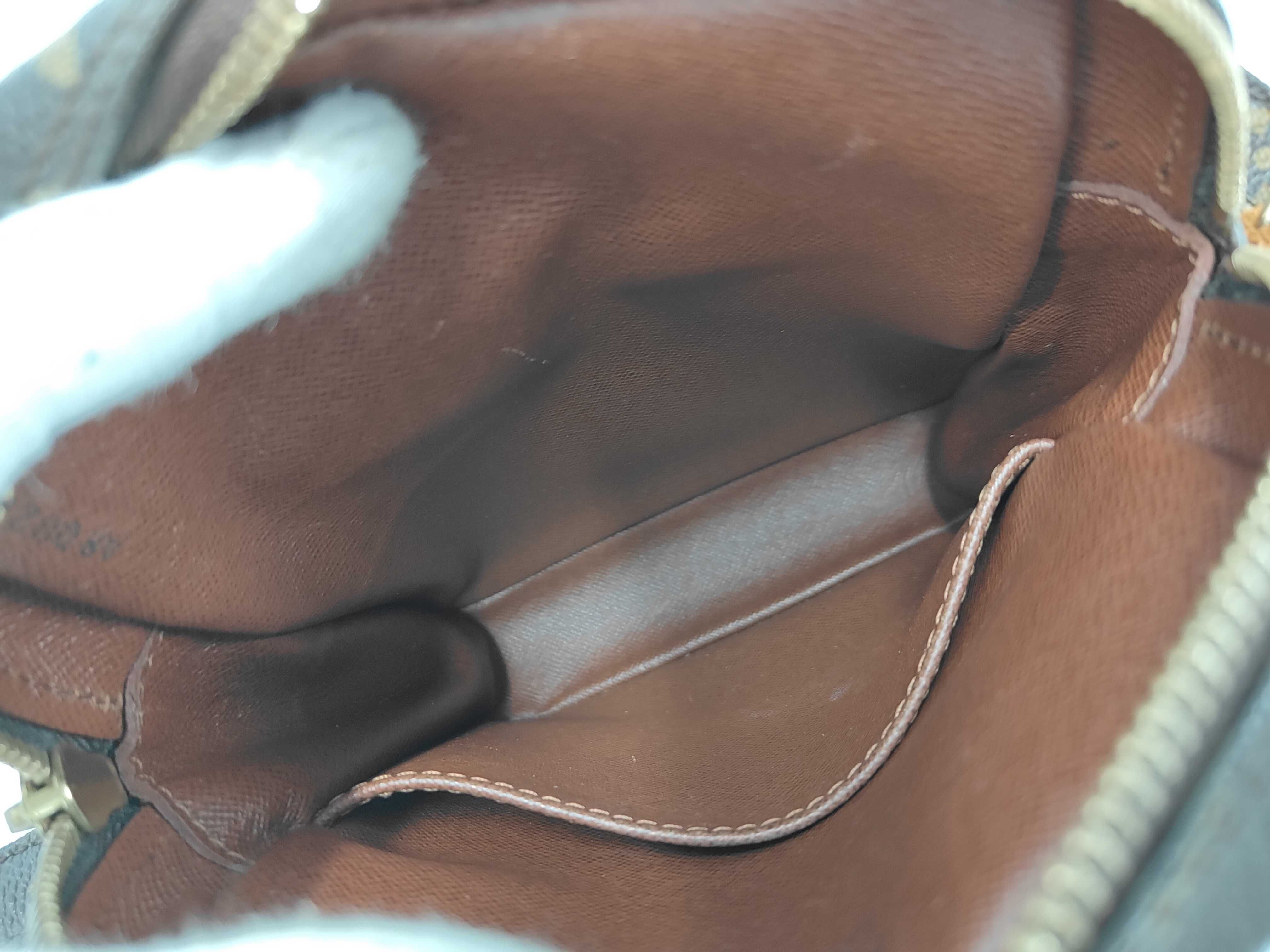 Amazon Leather Shoulder Bag AR0022 Shoulder Bag — view 8