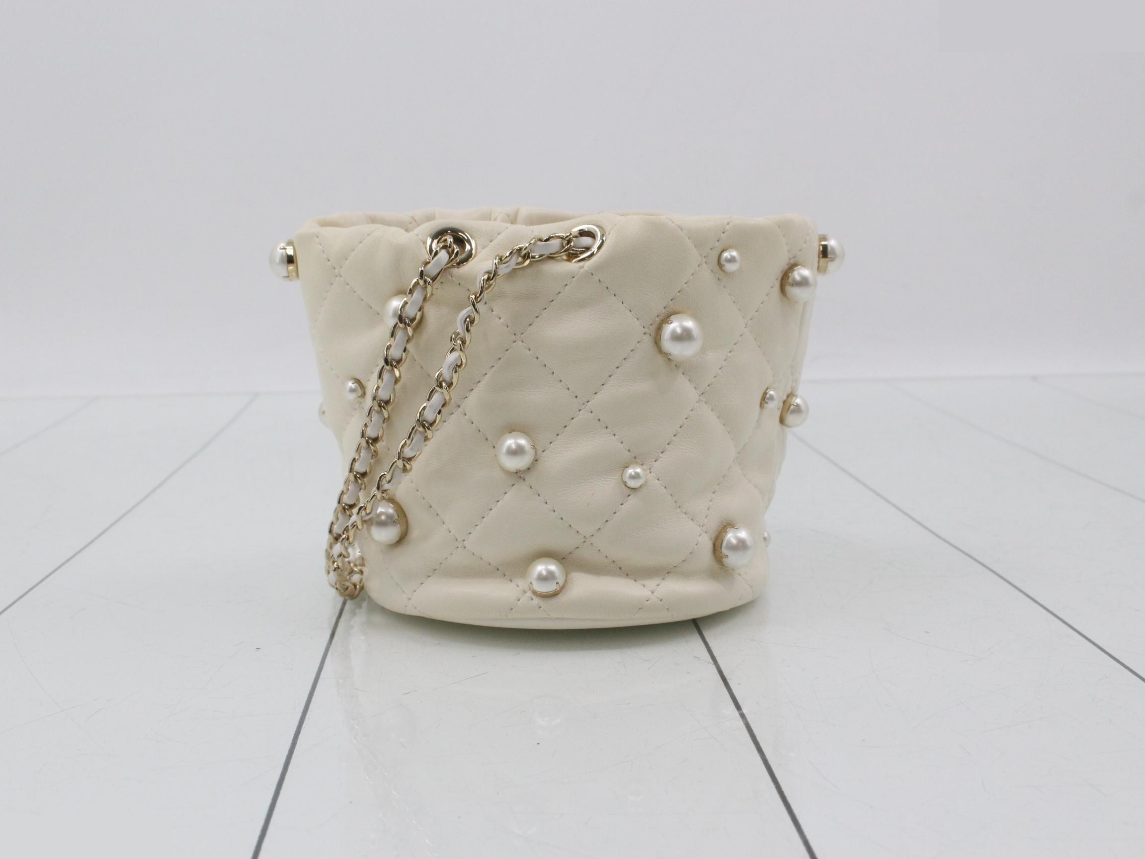 Lambskin, faux pearl, Coco charm, mini chain shoulder bag, white — view 2