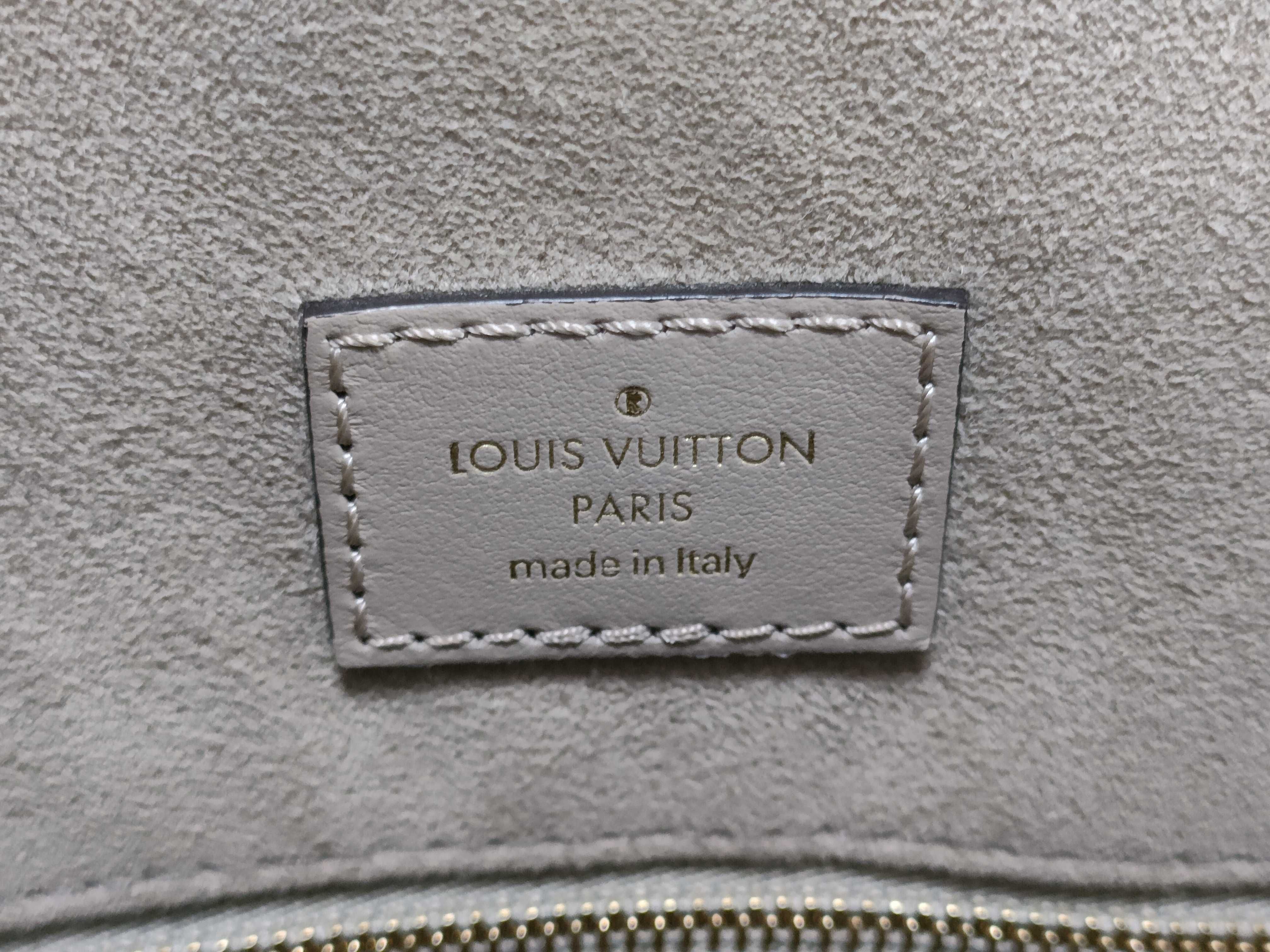 Epi Leather Sac Plat PM M58657 Beige Handbag (RFID detected) — view 10