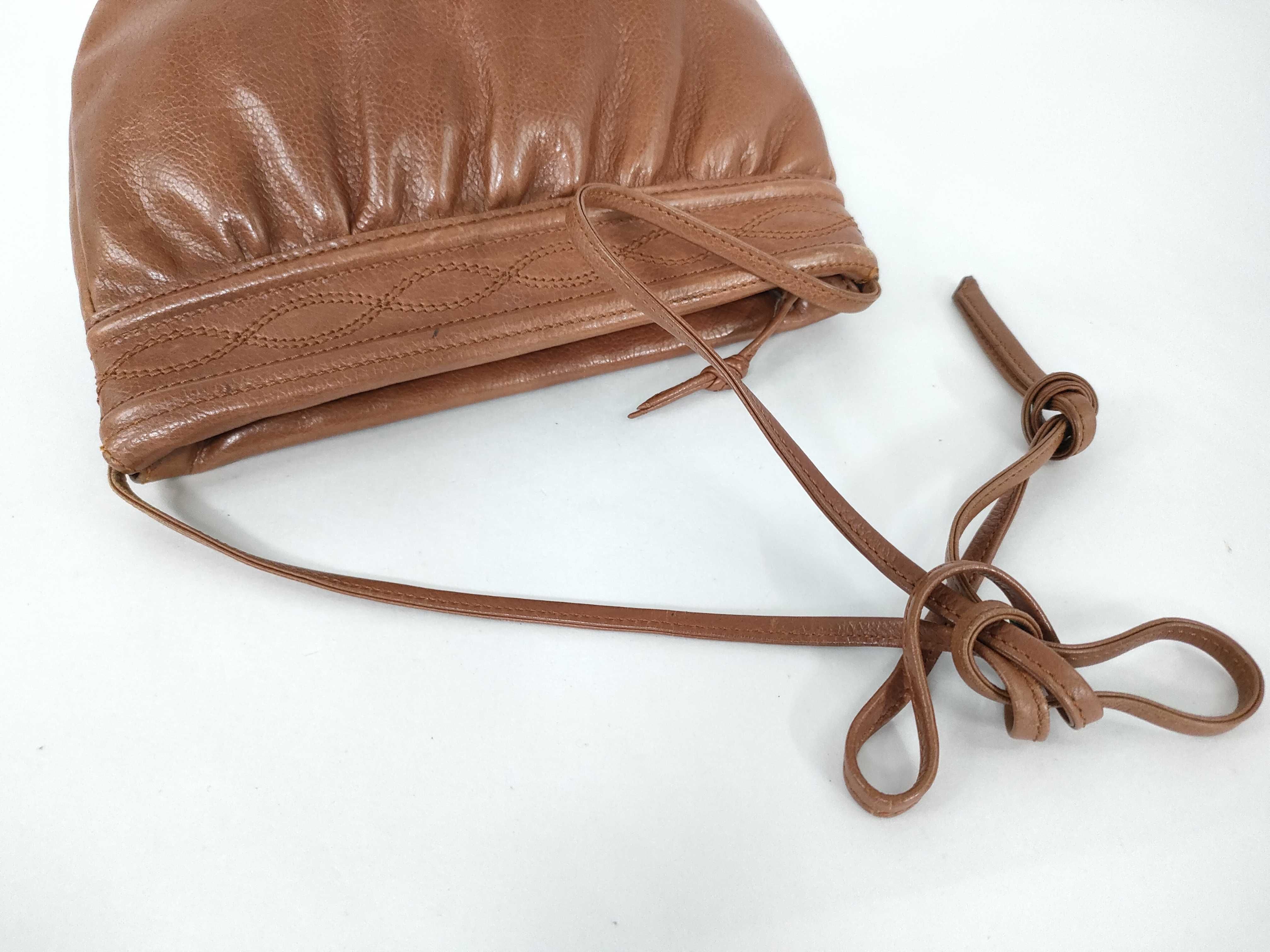 shoulder bag — view 3