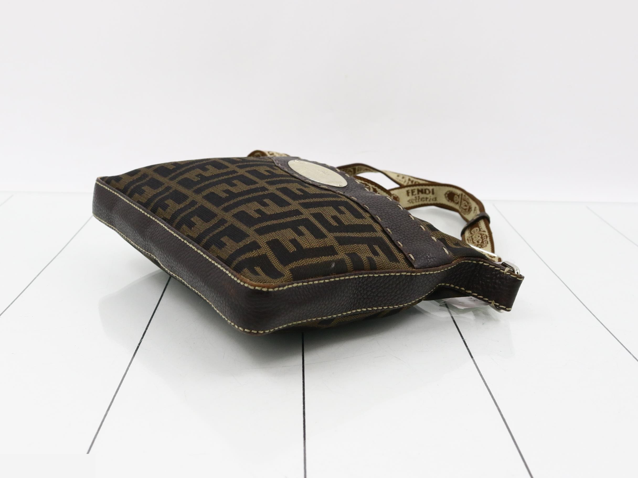 Zucca Shoulder Bag, Canvas/Leather, Brown — view 6
