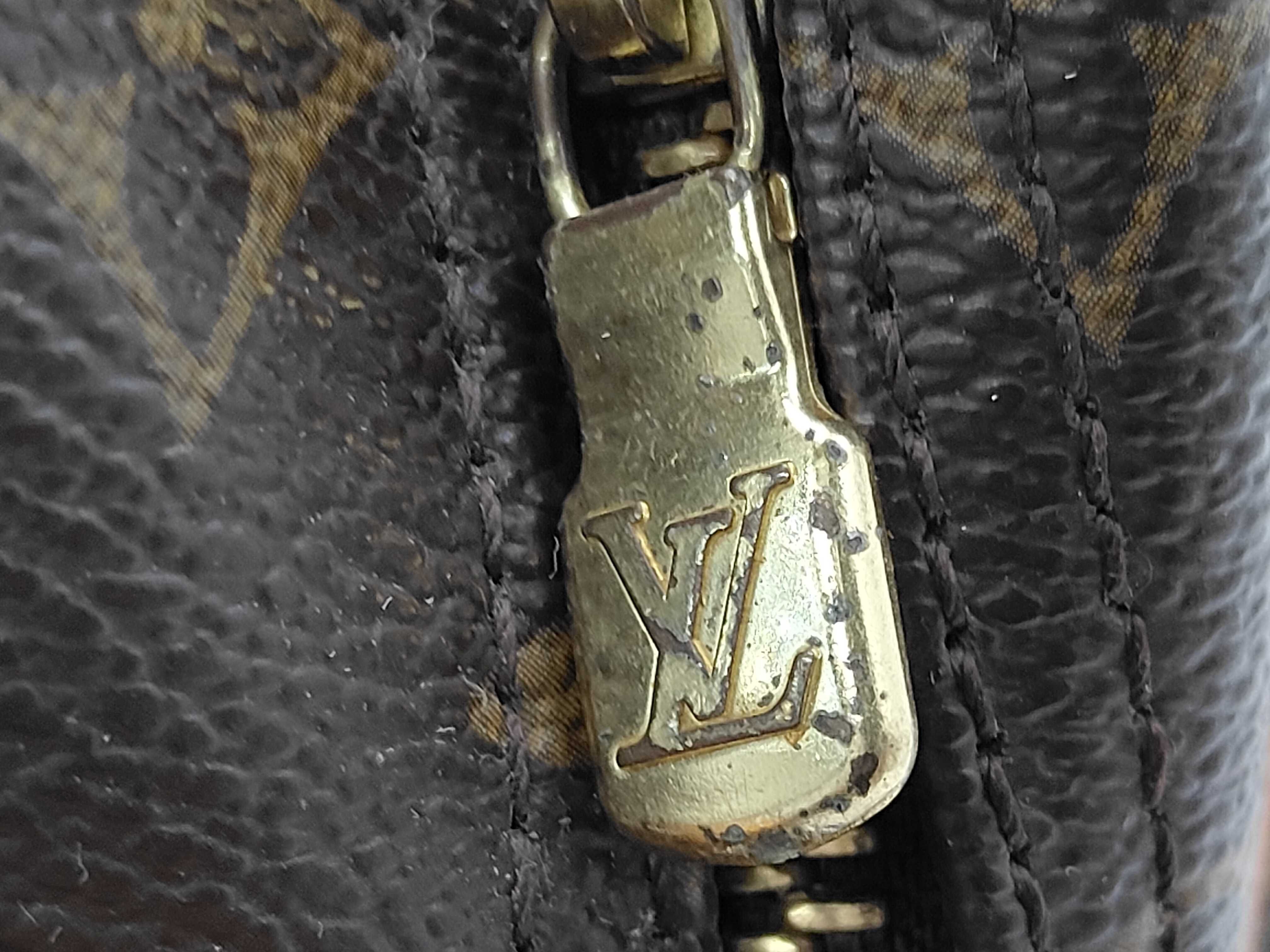 Reporter PM M45254 Monogram Shoulder Bag — view 12
