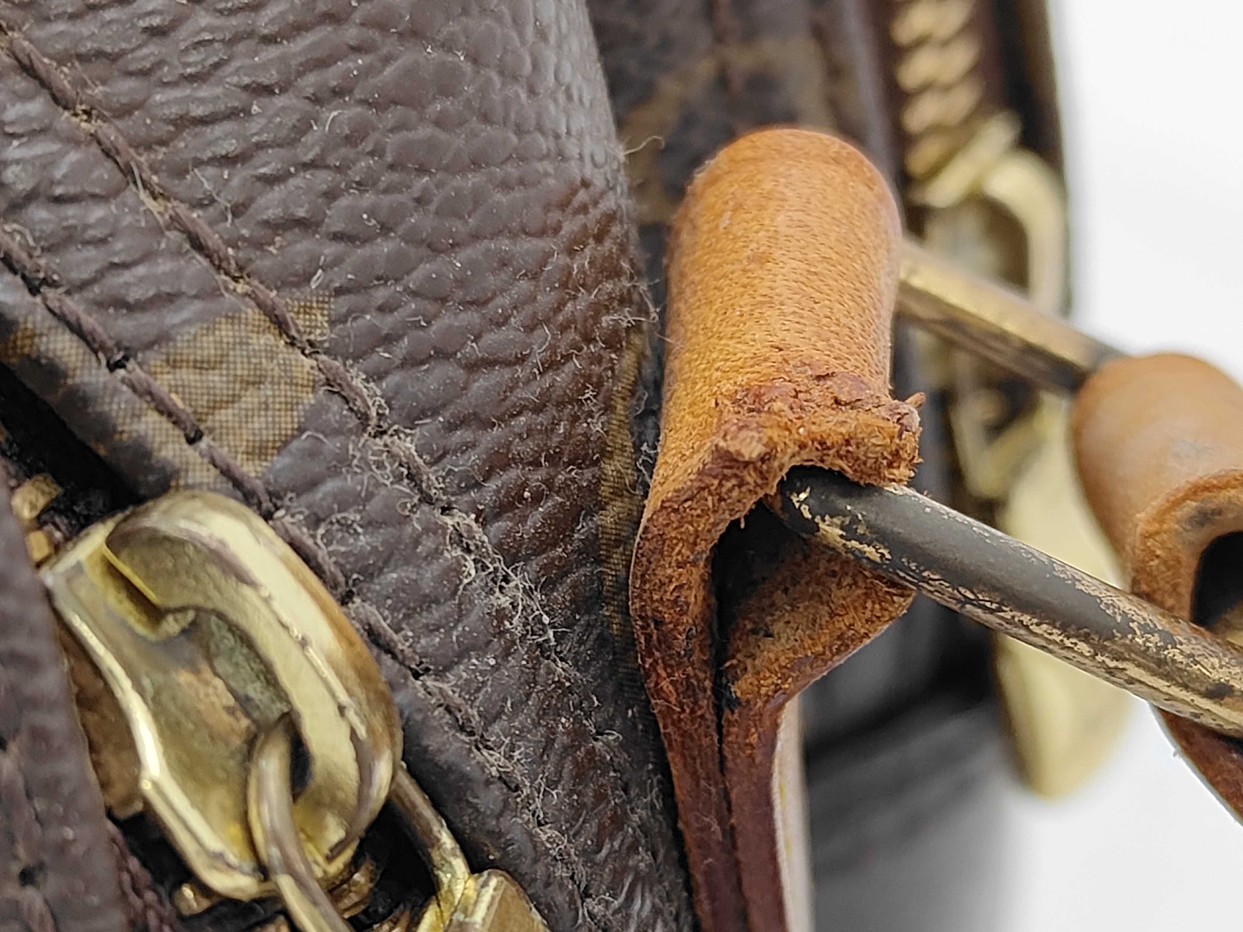 Reporter PM M45254 Monogram Shoulder Bag — view 7