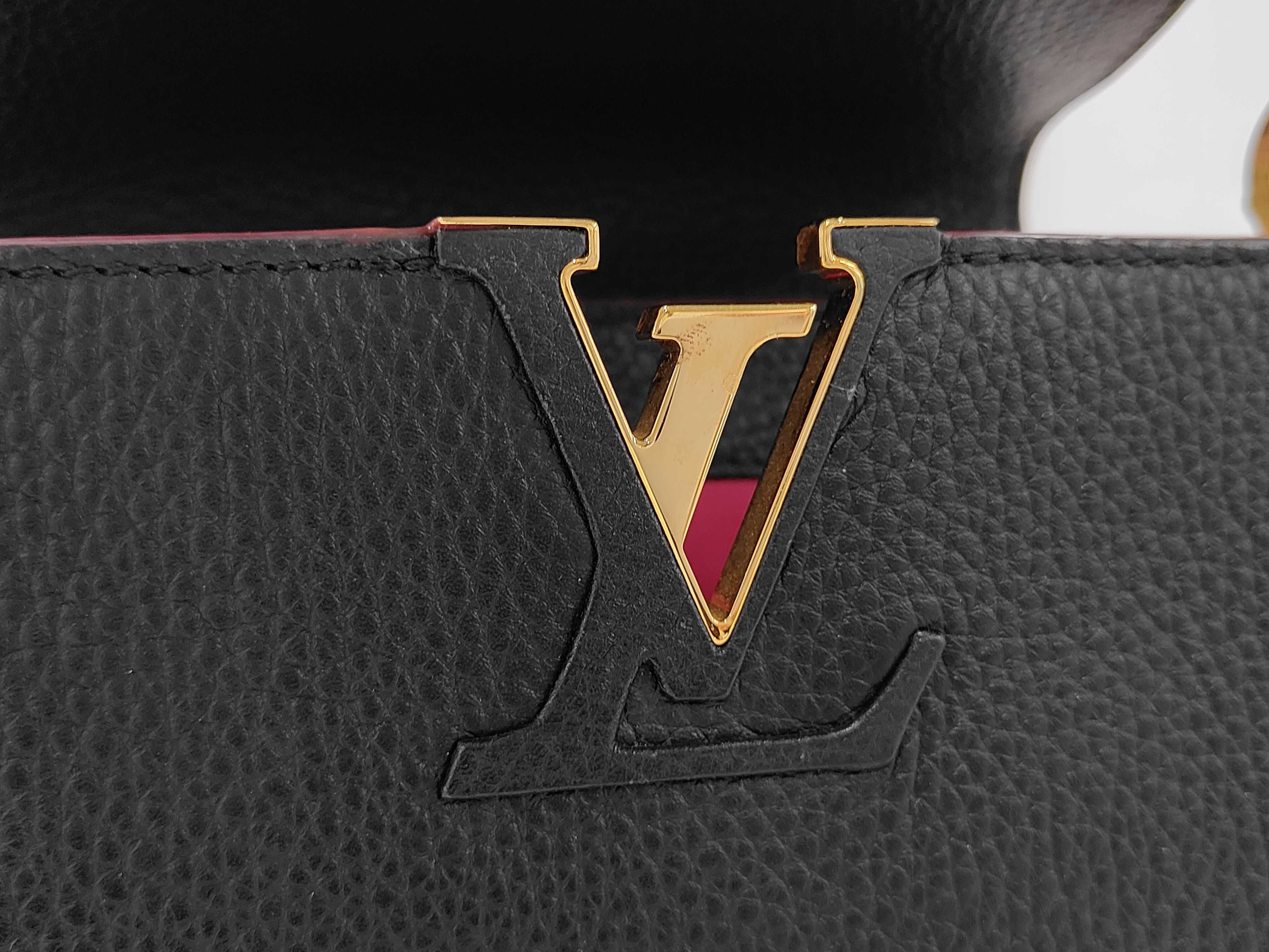 Capucines Black Gold AH4134 Handbag — view 12
