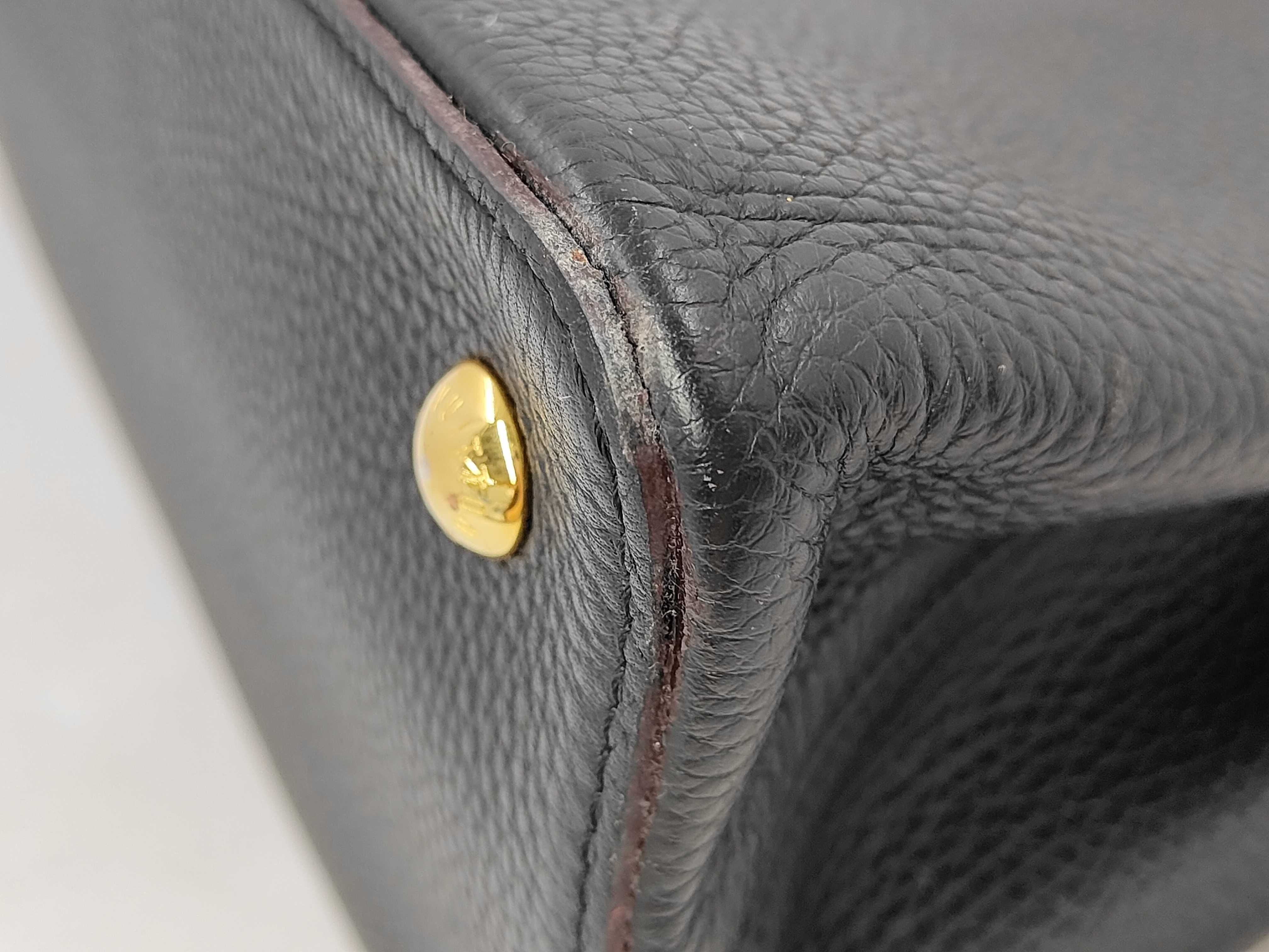 Capucines Black Gold AH4134 Handbag — view 4