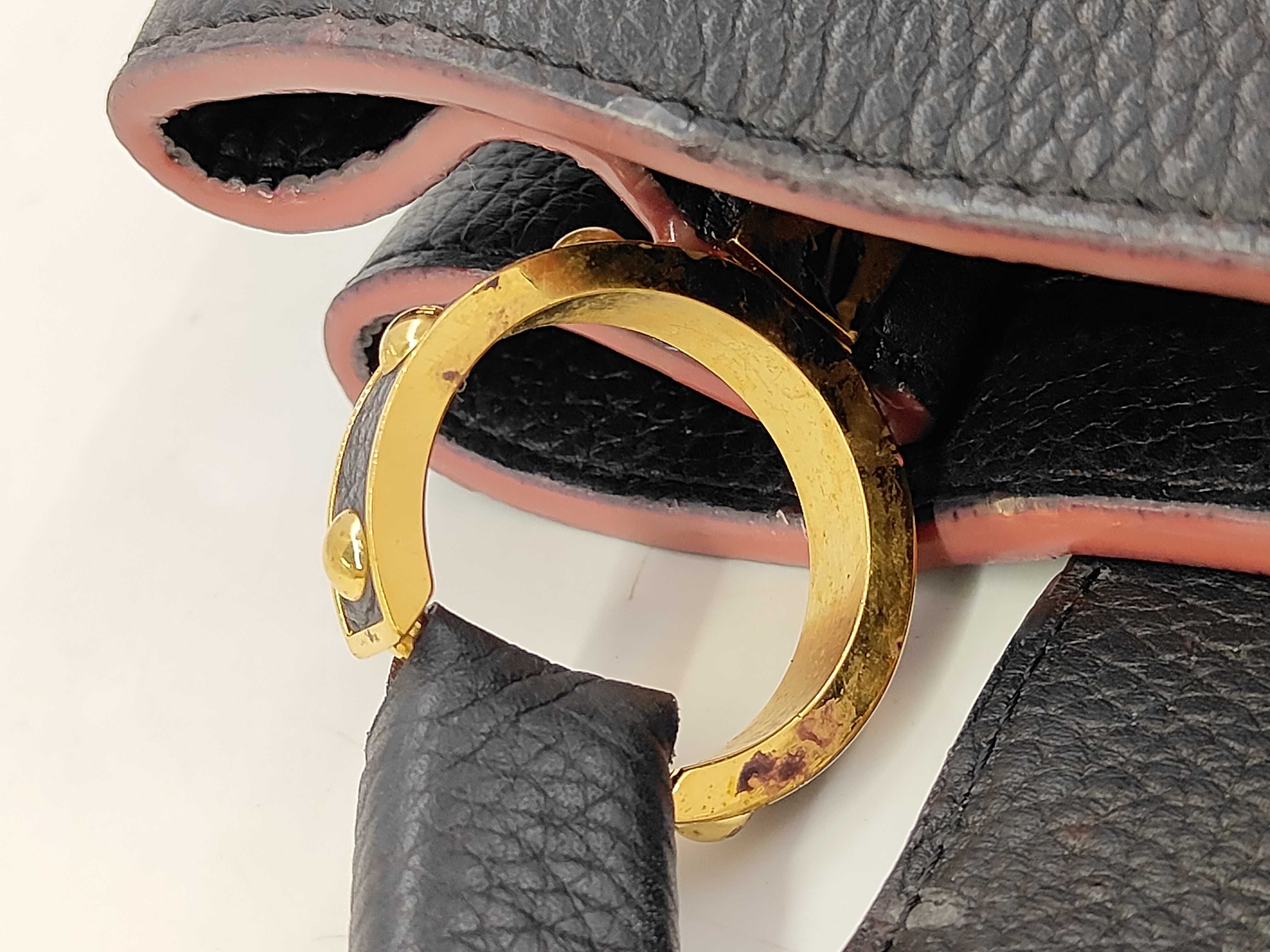 Capucines Black Gold AH4134 Handbag — view 7