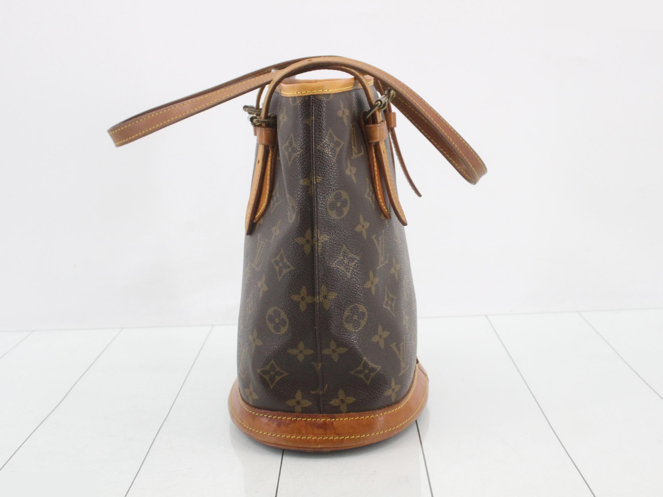 Bucket PM with pouch — view 3