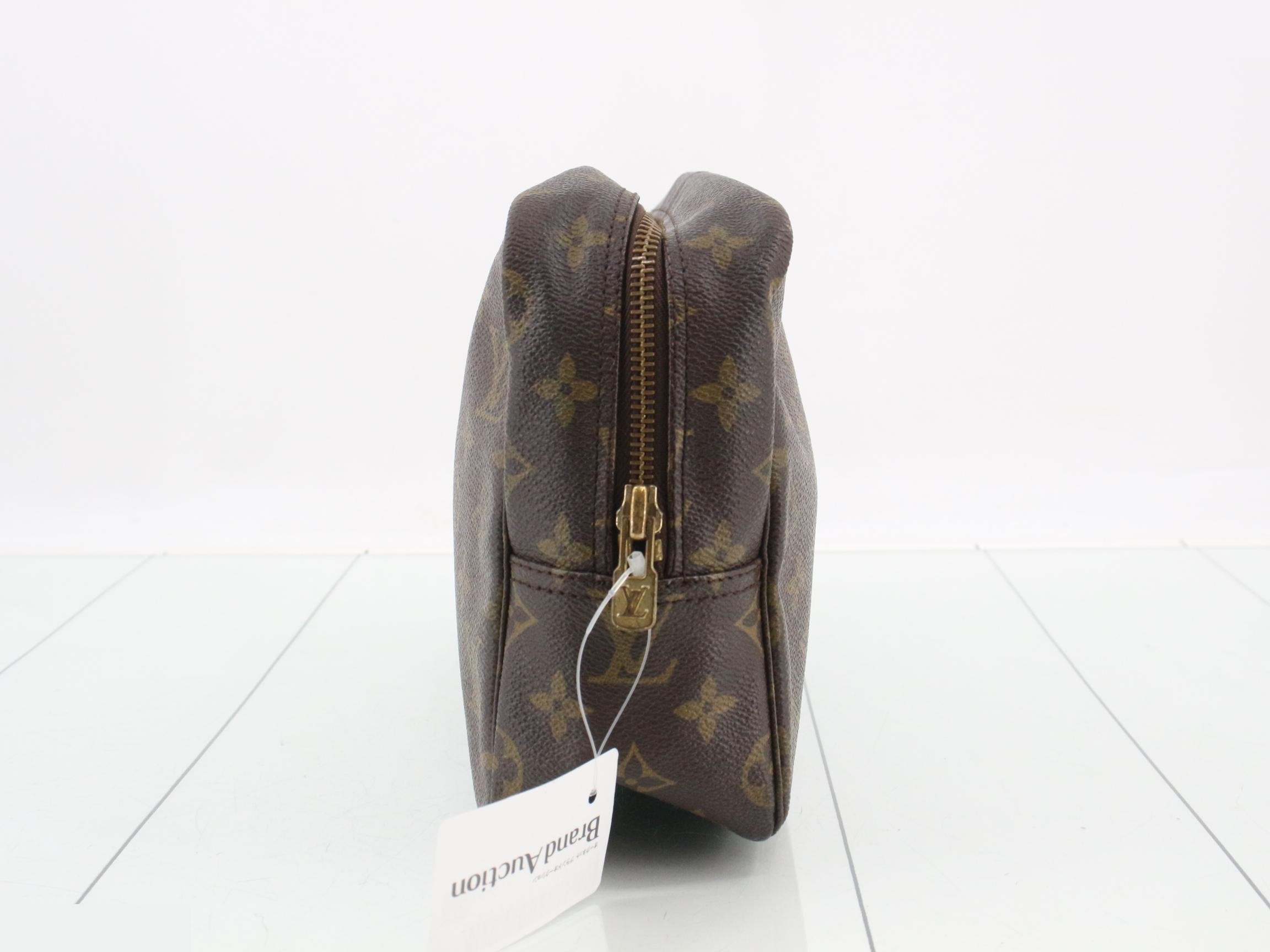Trousses Toilette 28 Monogram M47522 — view 4