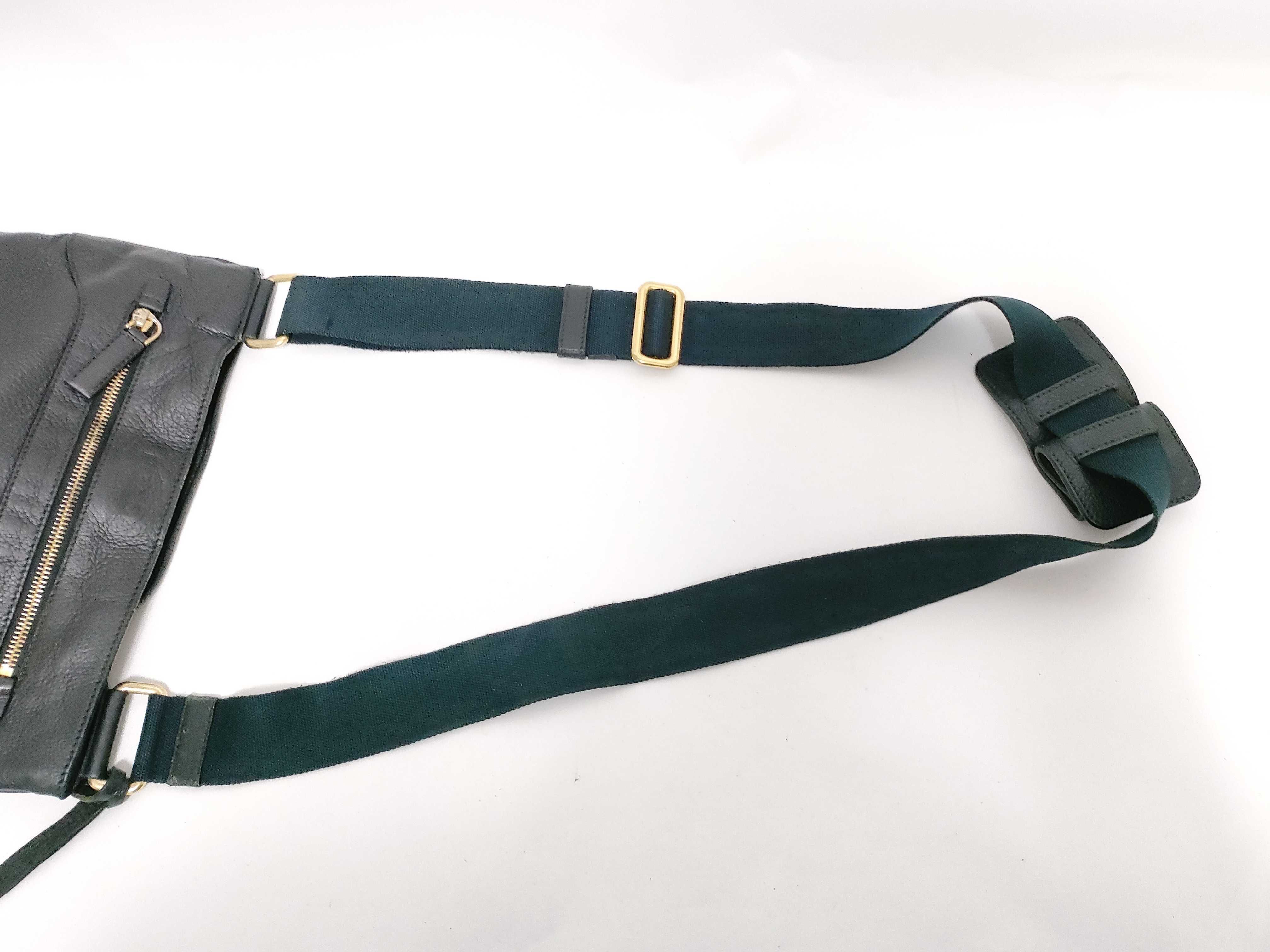 VA0693 Shoulder Bag — view 3