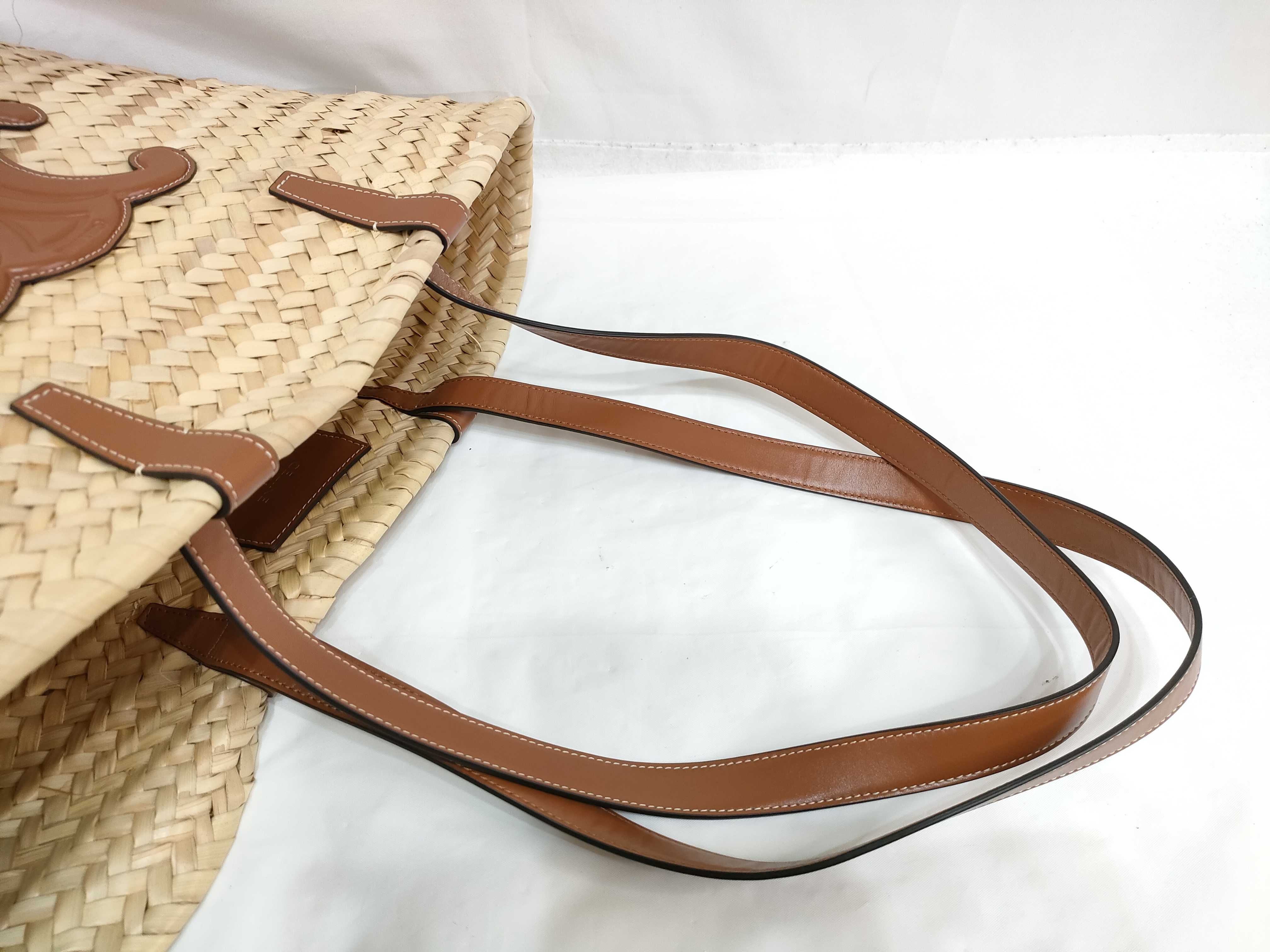 Classic Panier Medium Triomphe Basket Bag, Beige Handbag — view 3