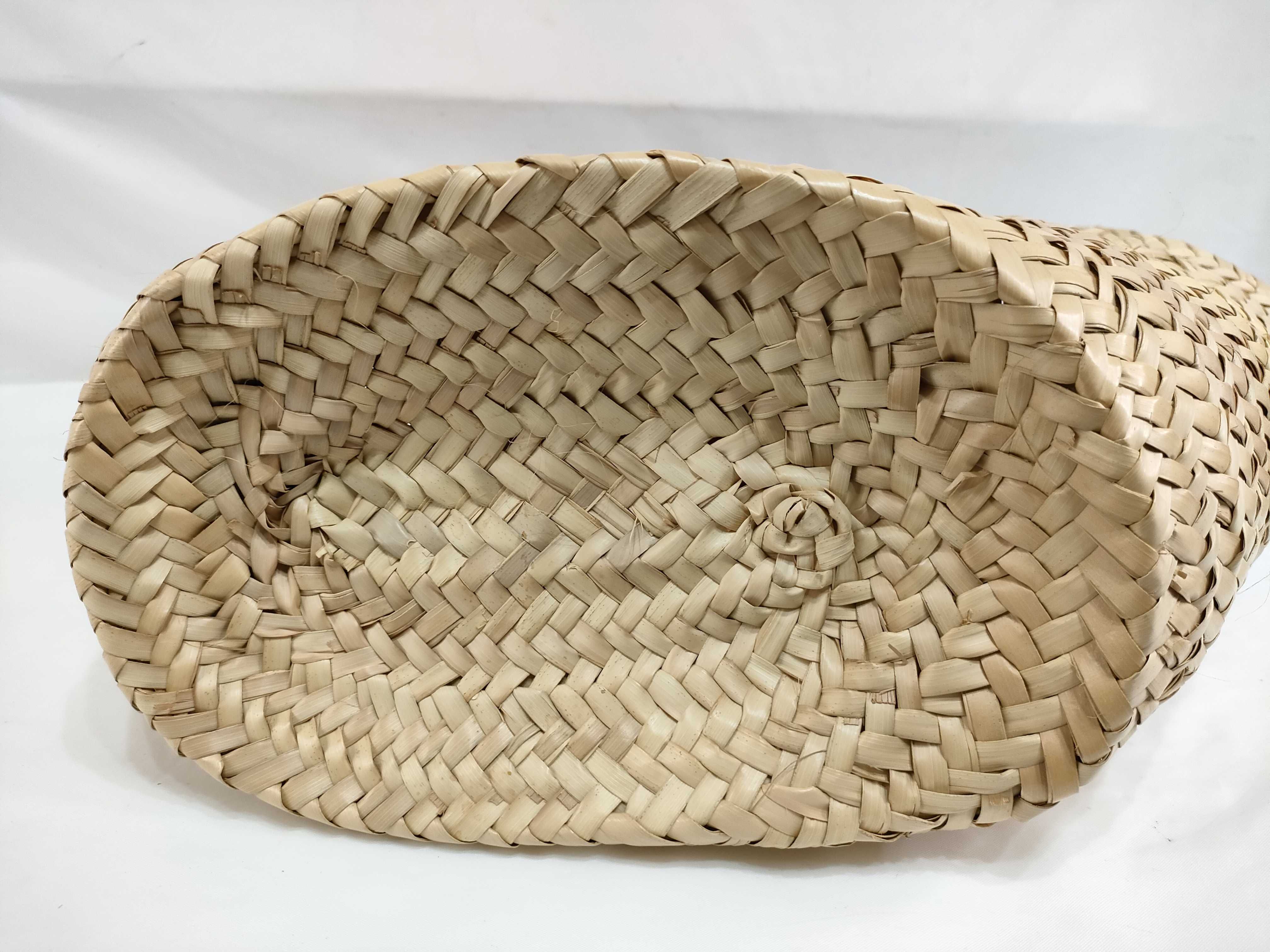 Classic Panier Medium Triomphe Basket Bag, Beige Handbag — view 8