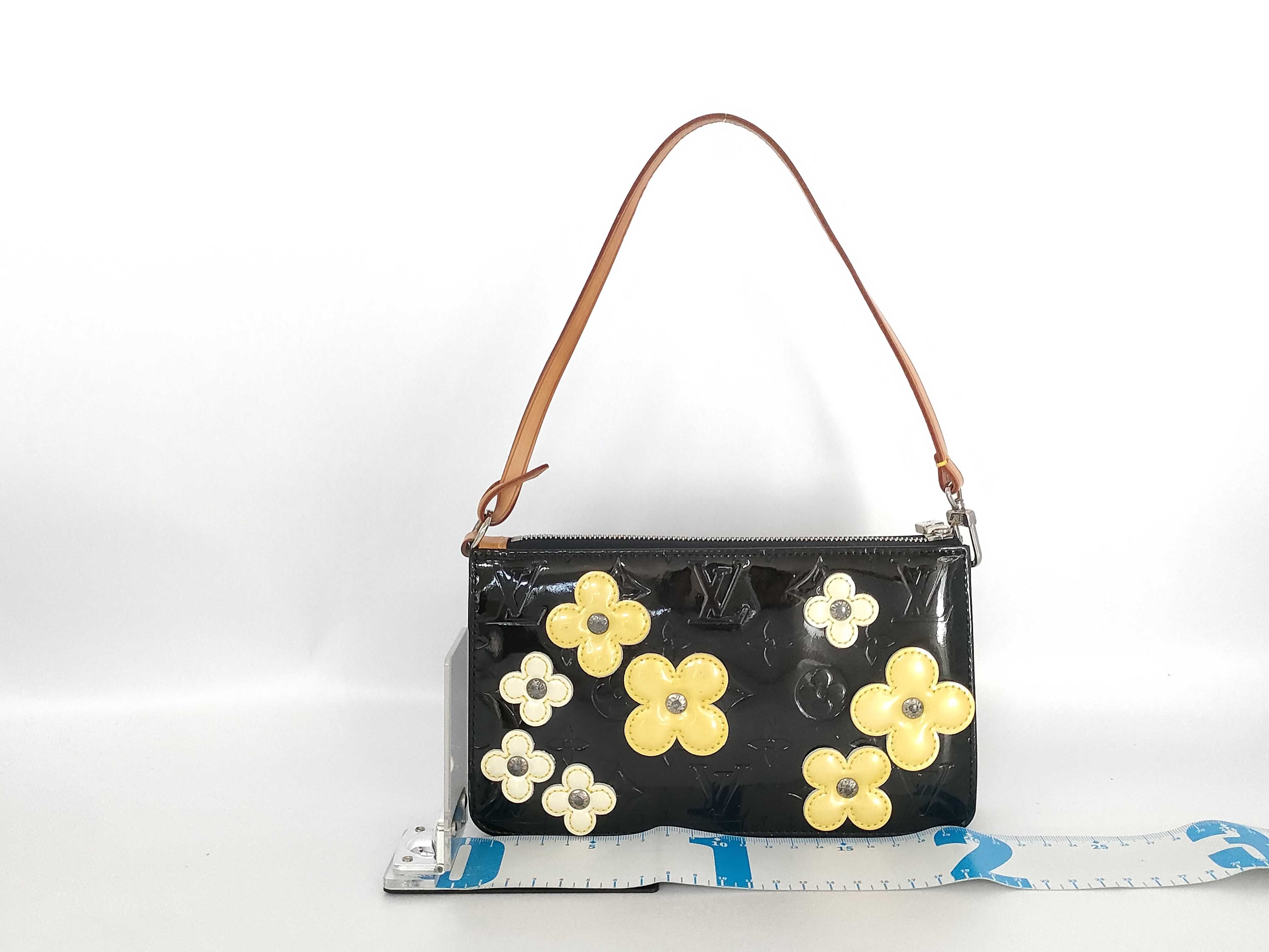 Vernis Louis Vuitton Pouch Handbag Lexington Monogram Black Bag Handbag — view 2