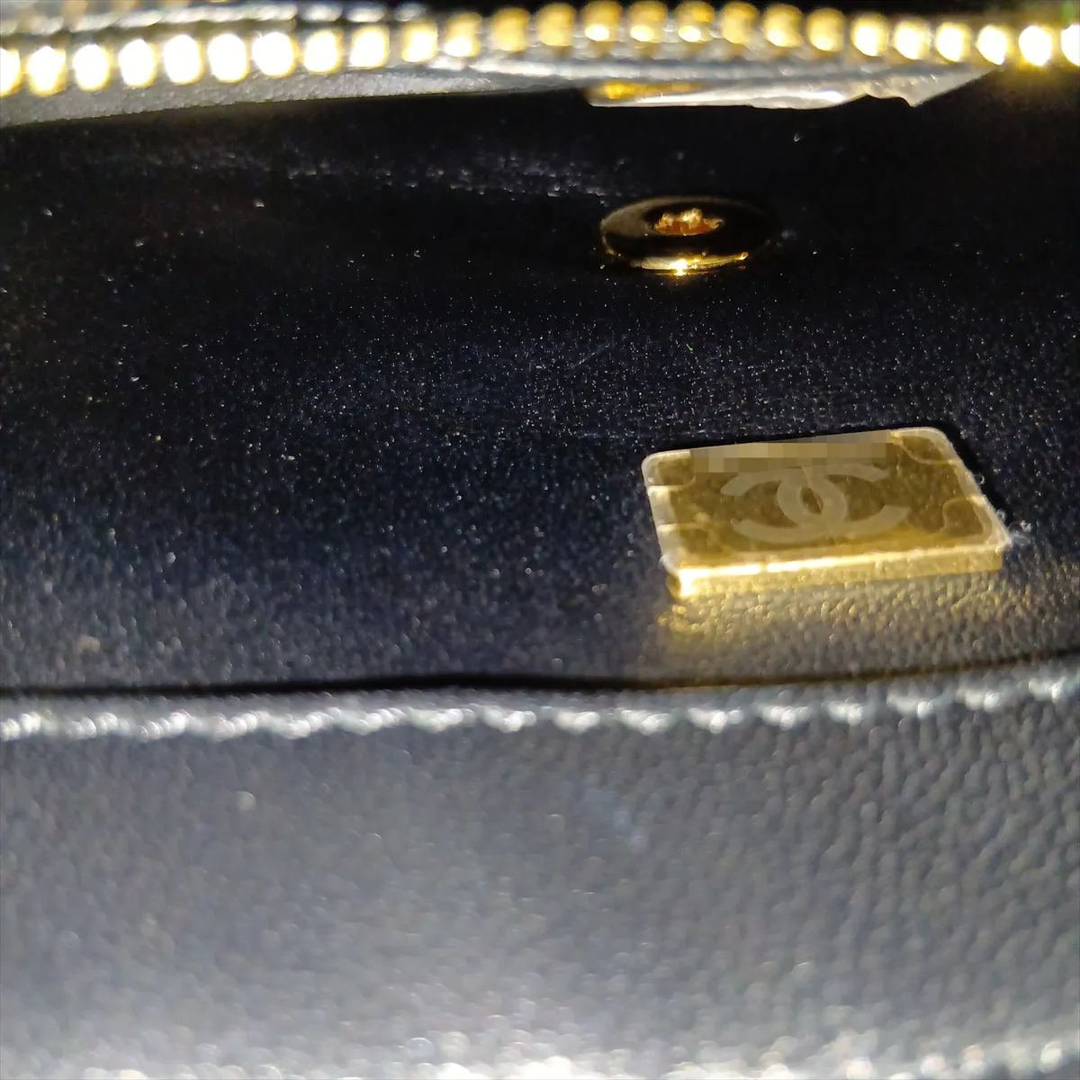 [Individually packaged] Chanel Mini Matelassé Sequin Single Flap Double Chain Bag, Black with Gold Hardware, NC37PL98, Random Plate — view 9