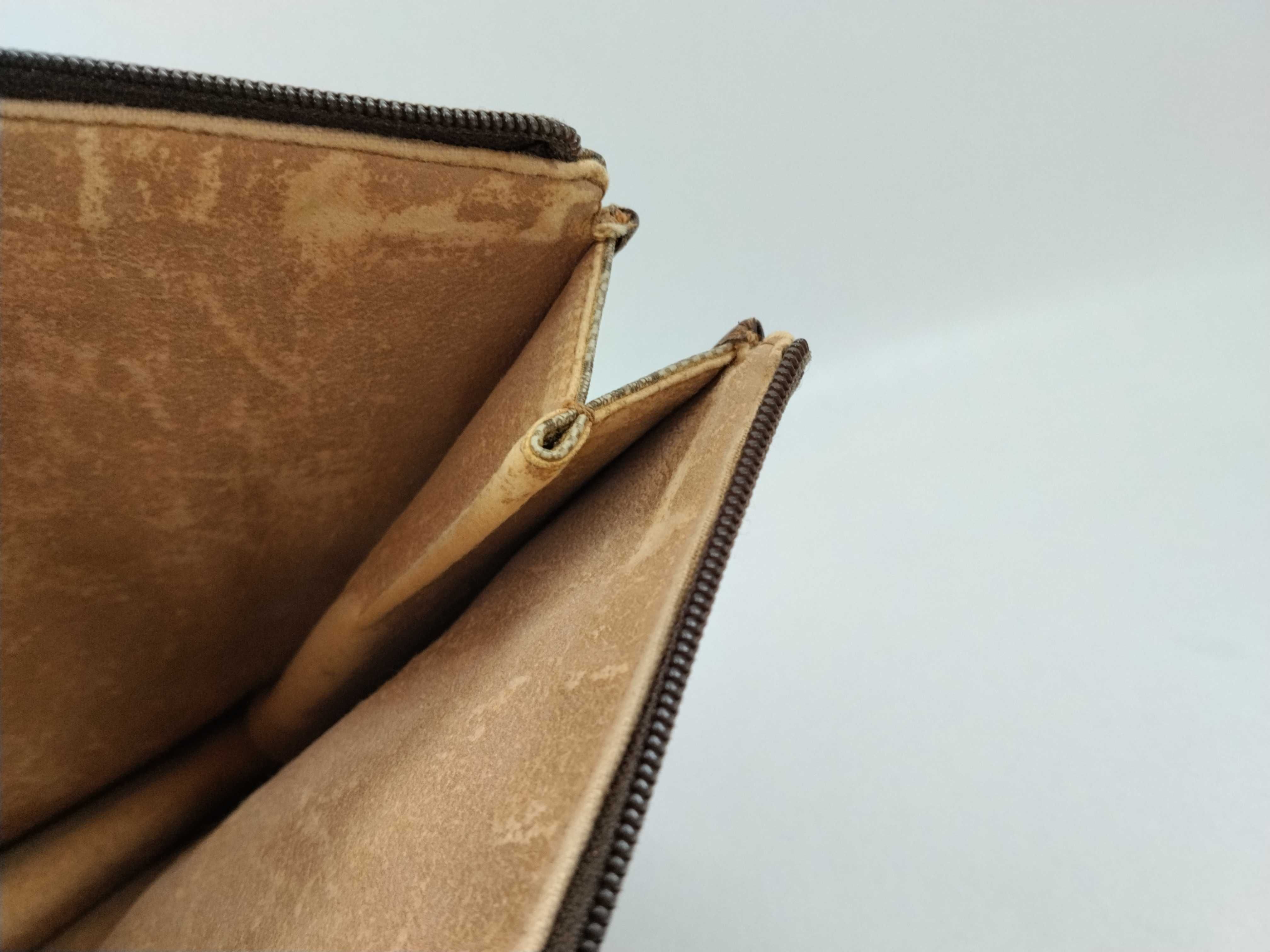GG Supreme Vintage Clutch Bag *1 Clutch Bag — view 9