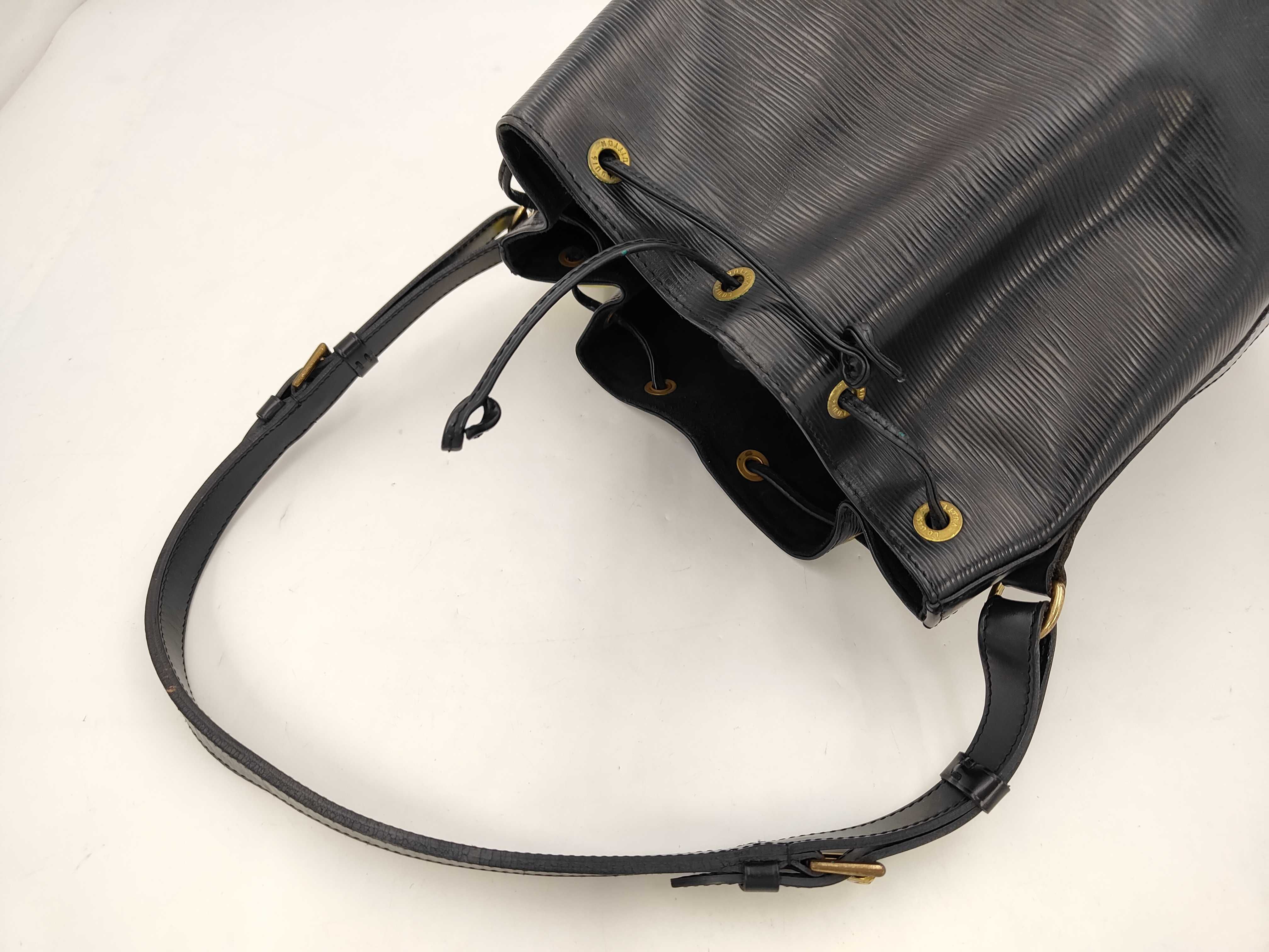 Epi Noé Shoulder Bag — view 5