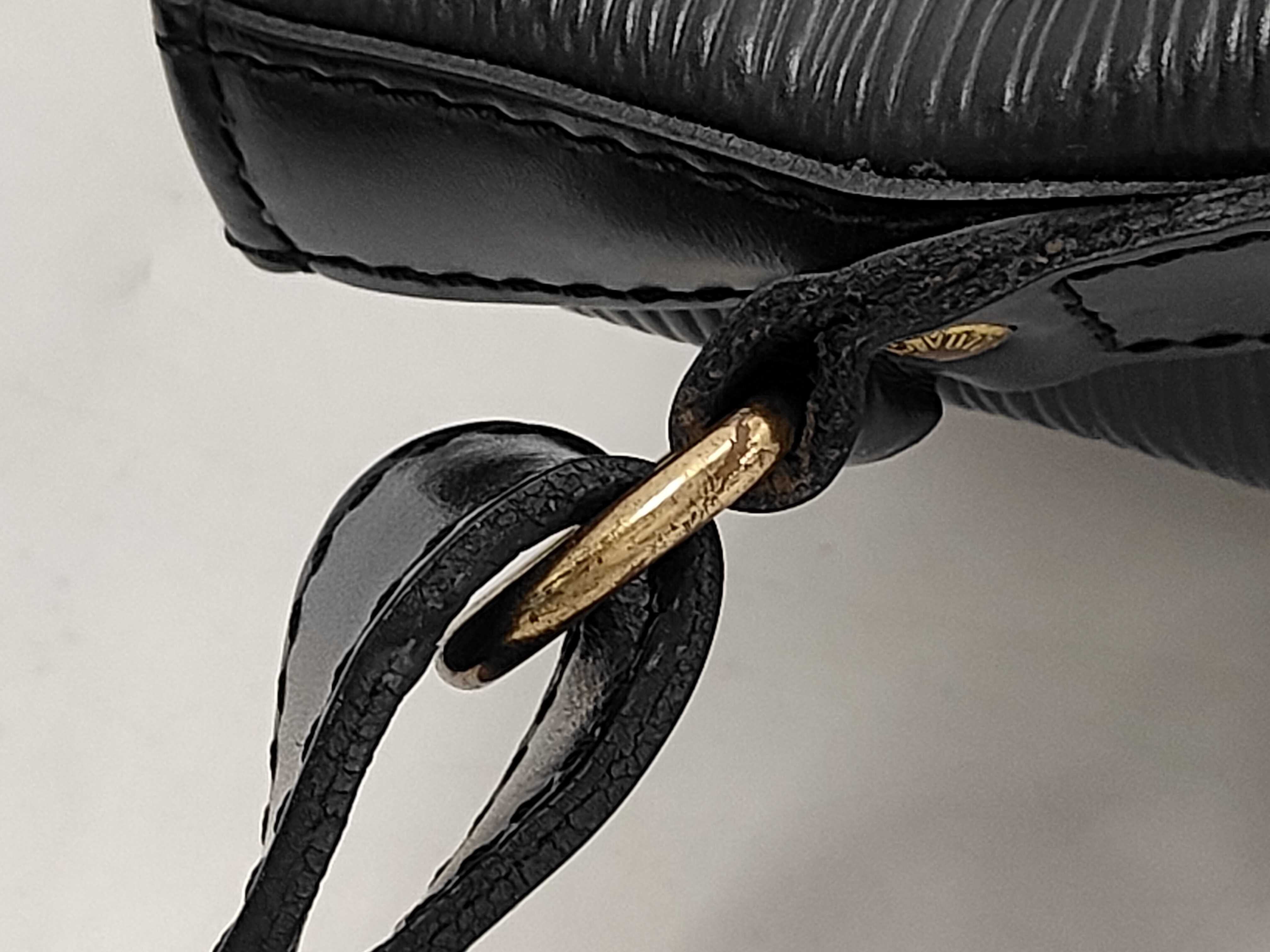 Epi Noé Shoulder Bag — view 6