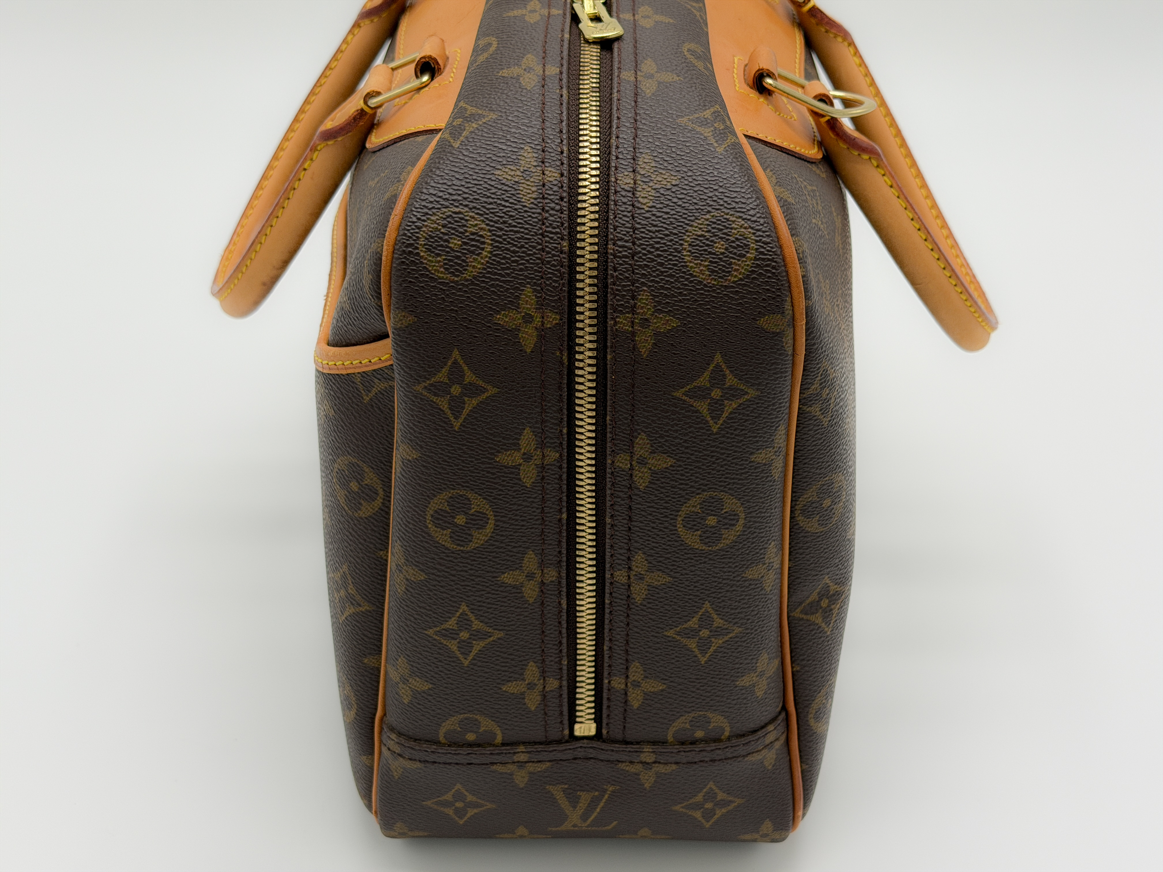 Monogram M47270 Deauville Handbag — view 6