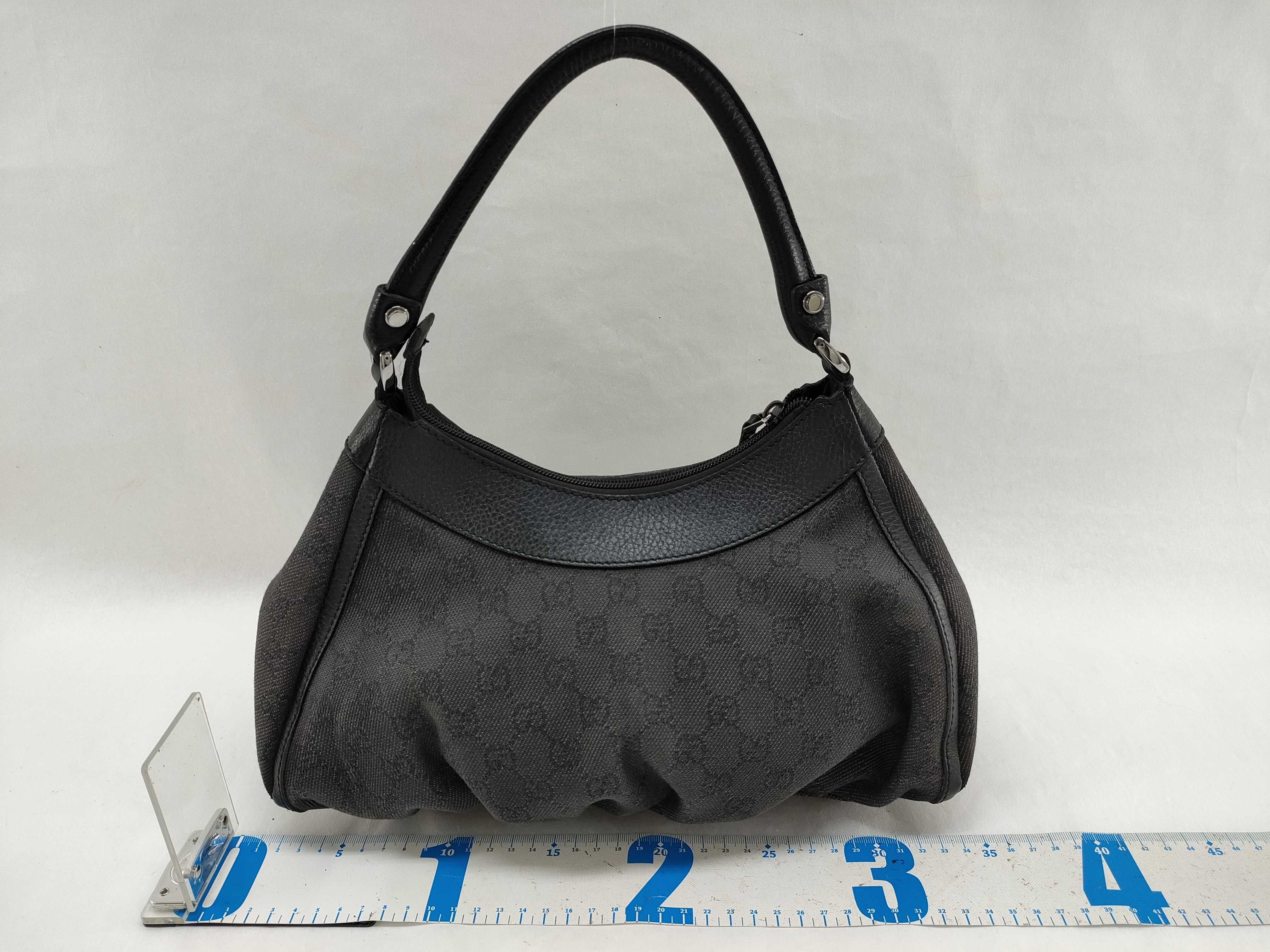 GG Canvas Gucci Abbey Shoulder Bag GG Canvas Shoulder Bag — view 2