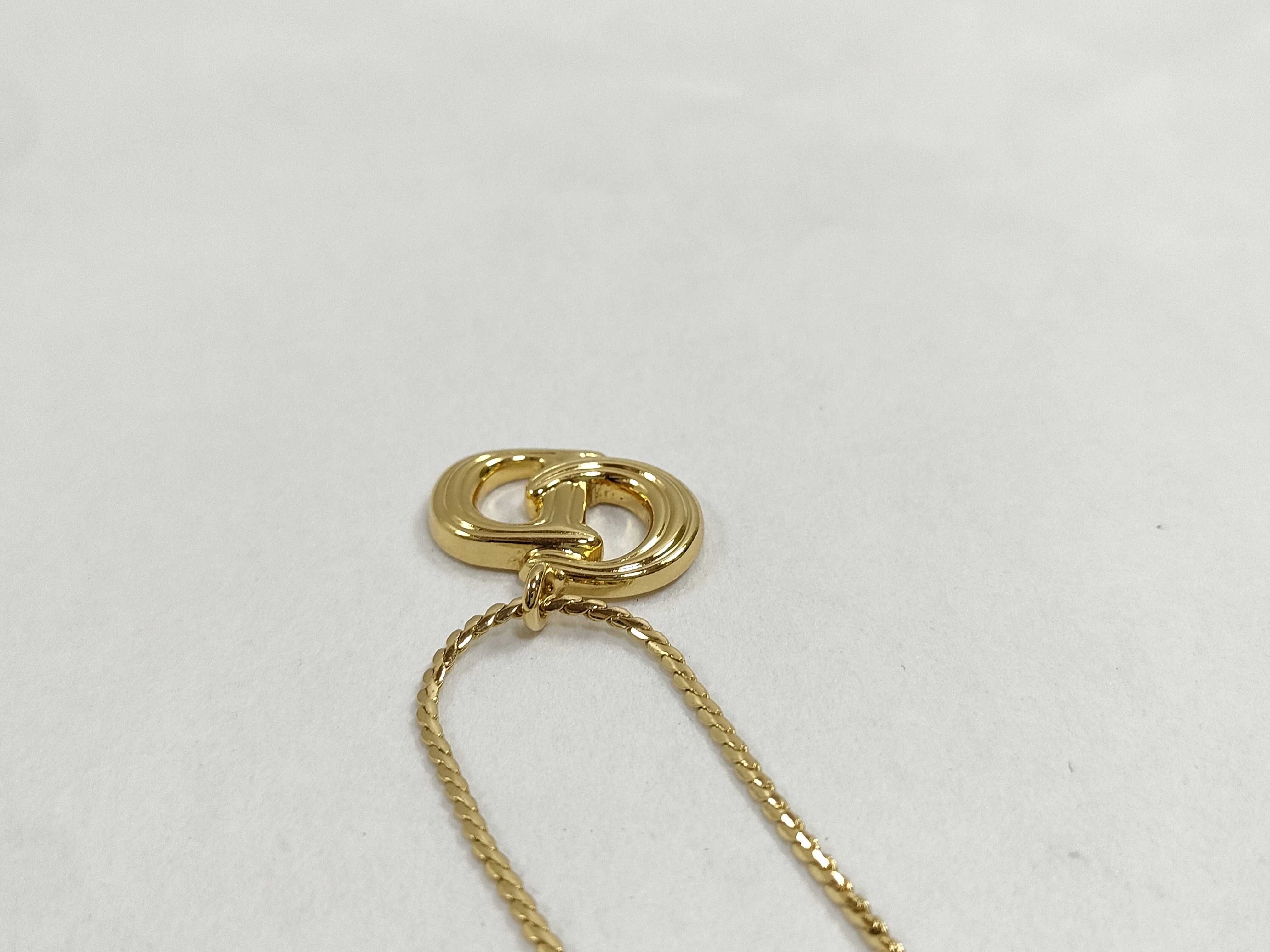 necklace — view 4